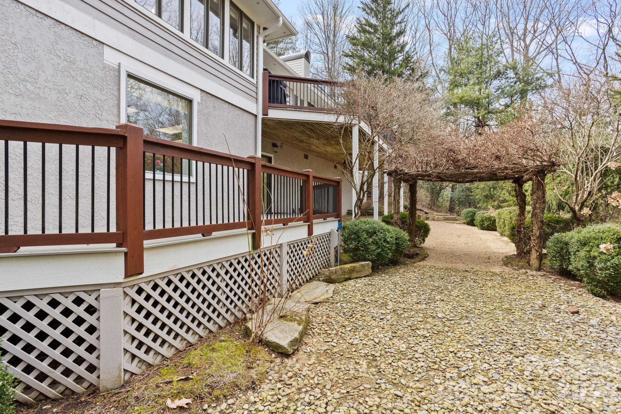 171 Old Hillside Lane Property Photo 42