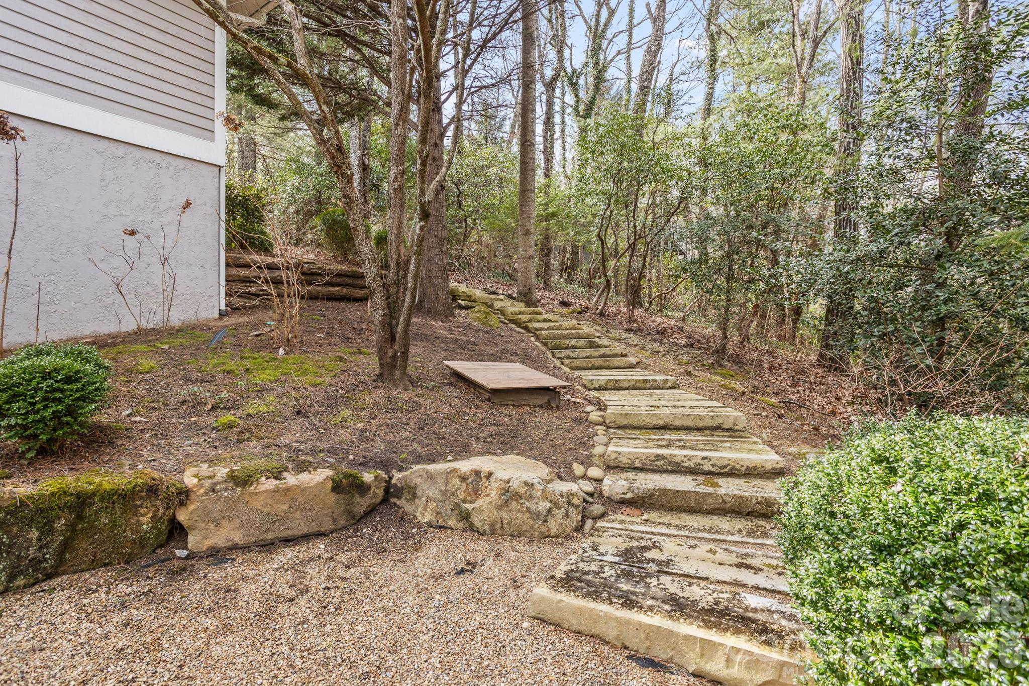 171 Old Hillside Lane Property Photo 44