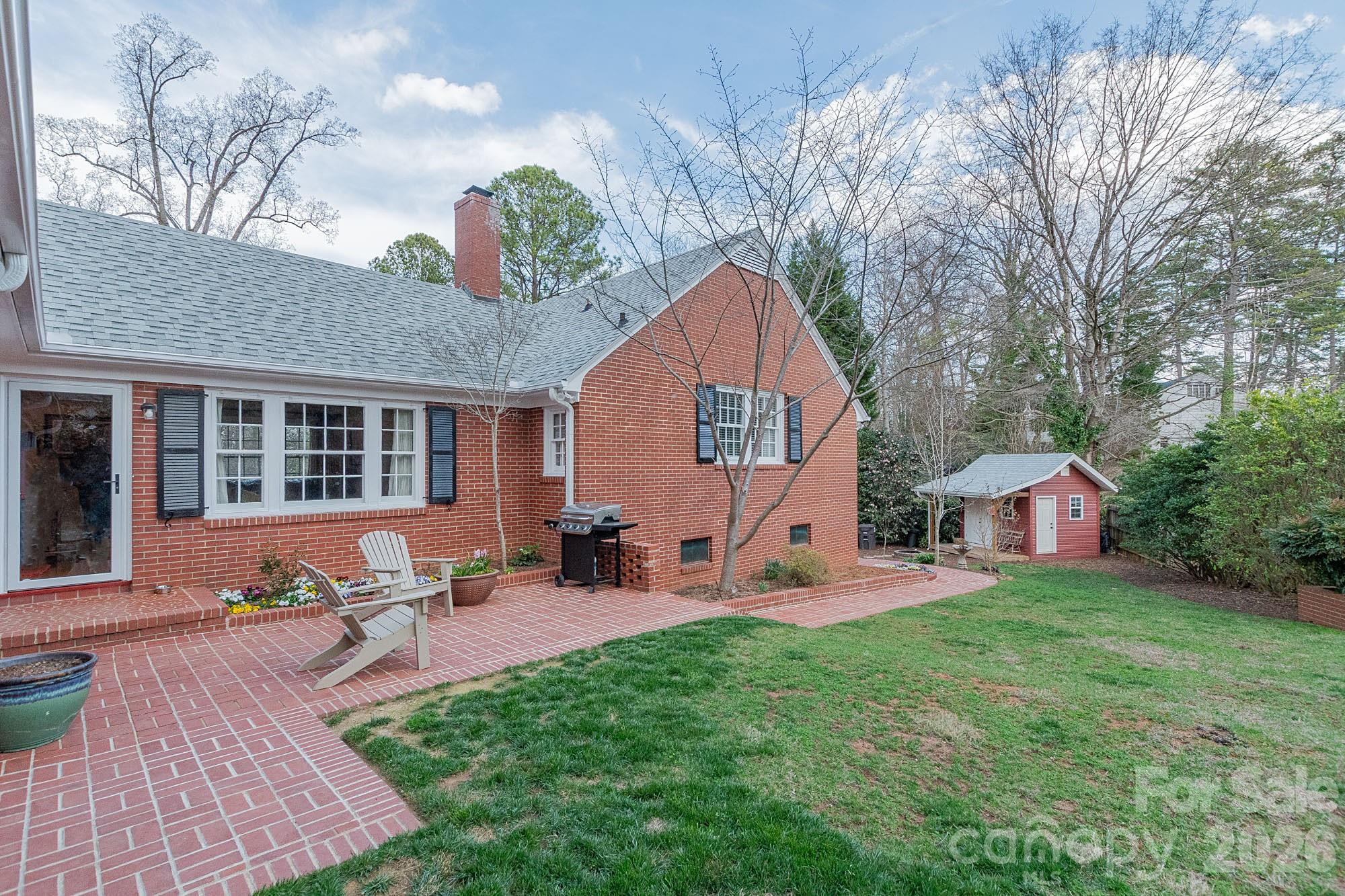 403 Weaver Drive Property Photo 22