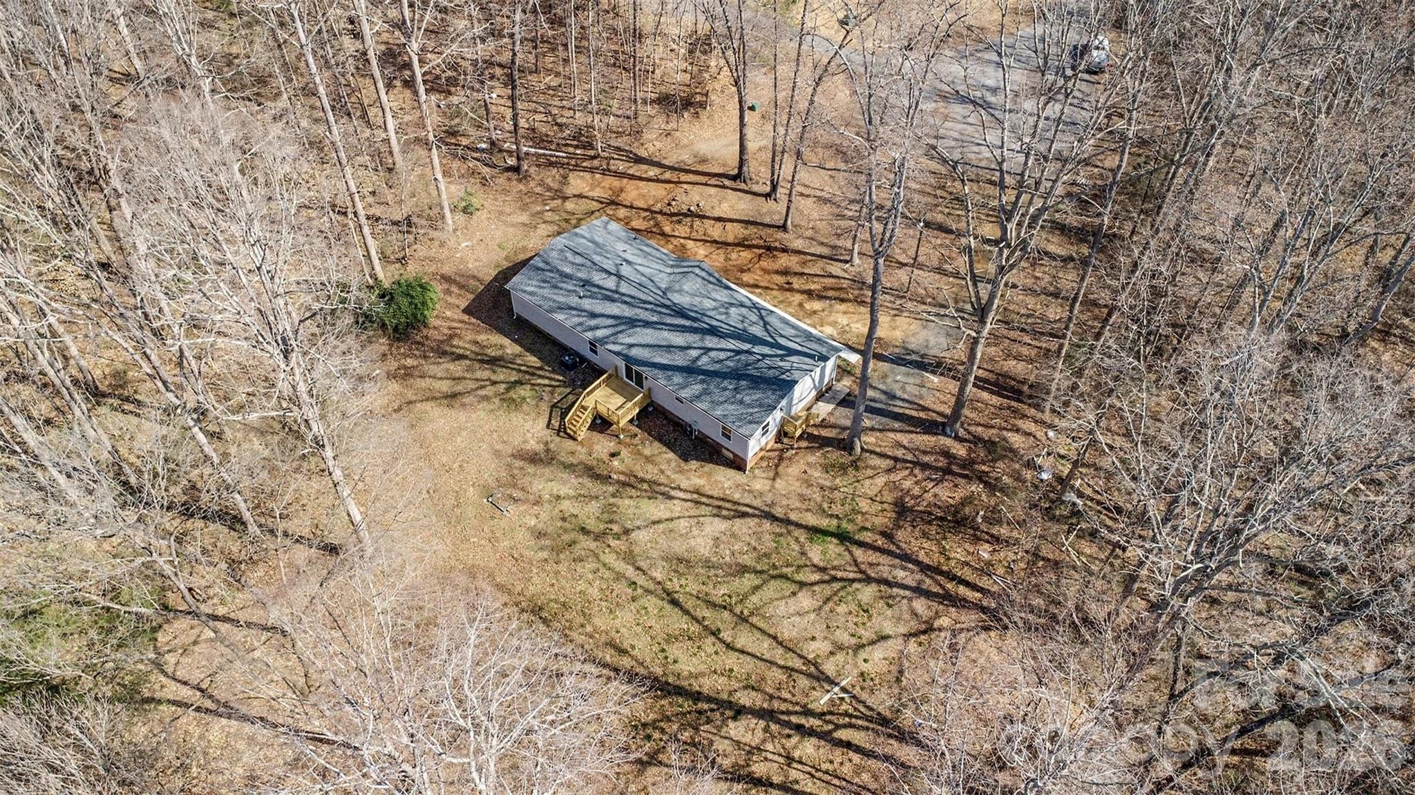 5050 Park Creek Drive Property Photo 25