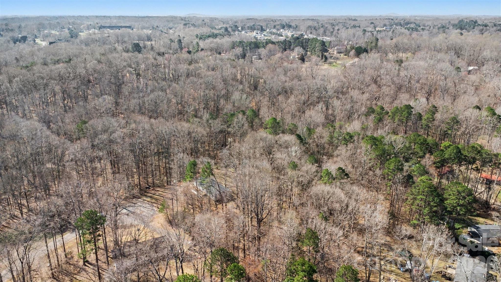 5050 Park Creek Drive Property Photo 27