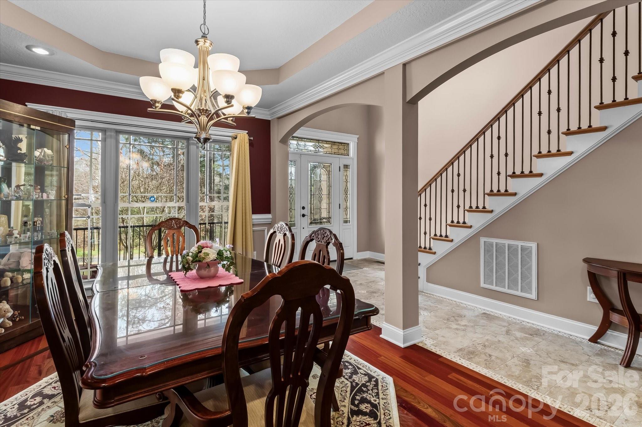 170 Kenway Loop Property Photo 3