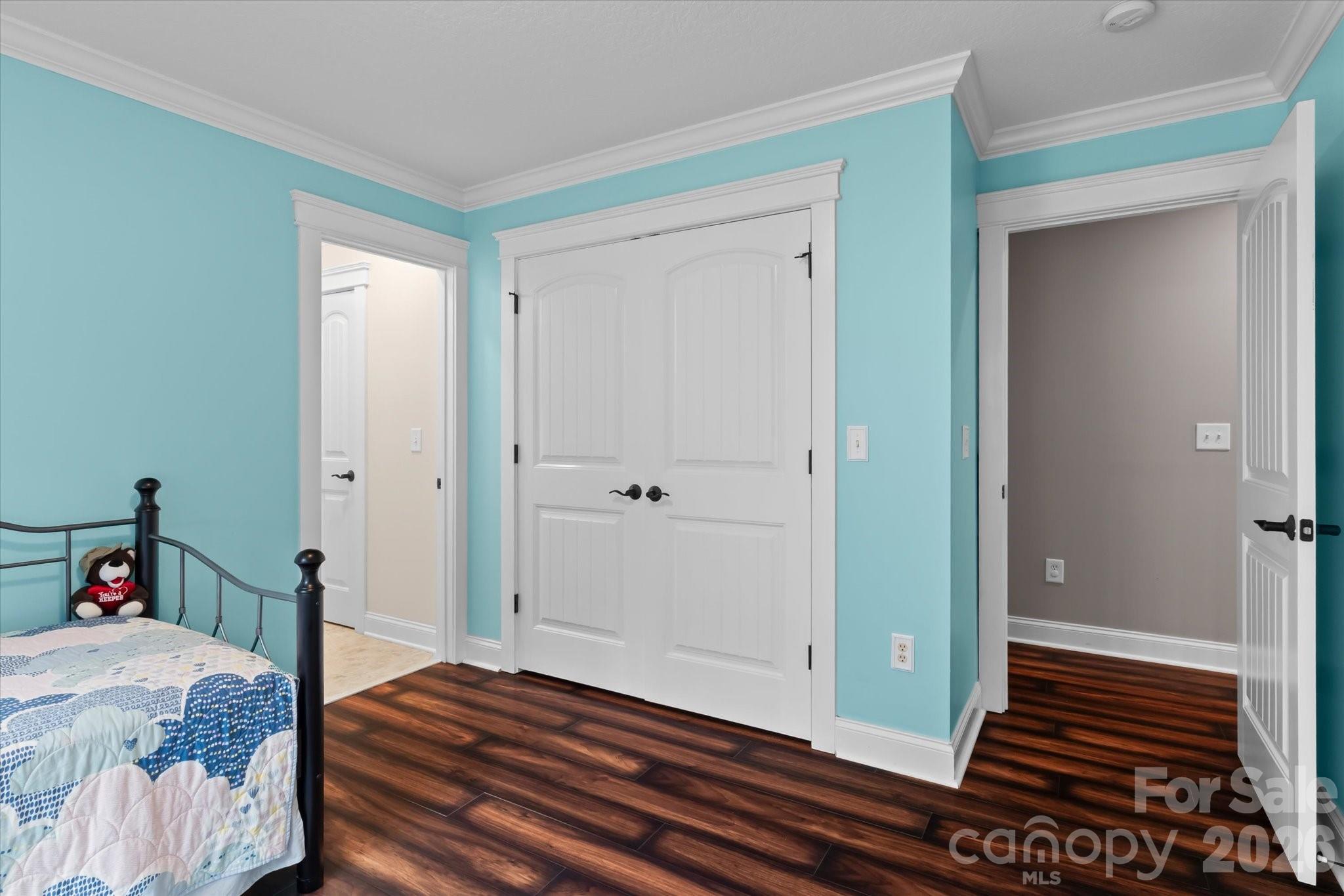 170 Kenway Loop Property Photo 33