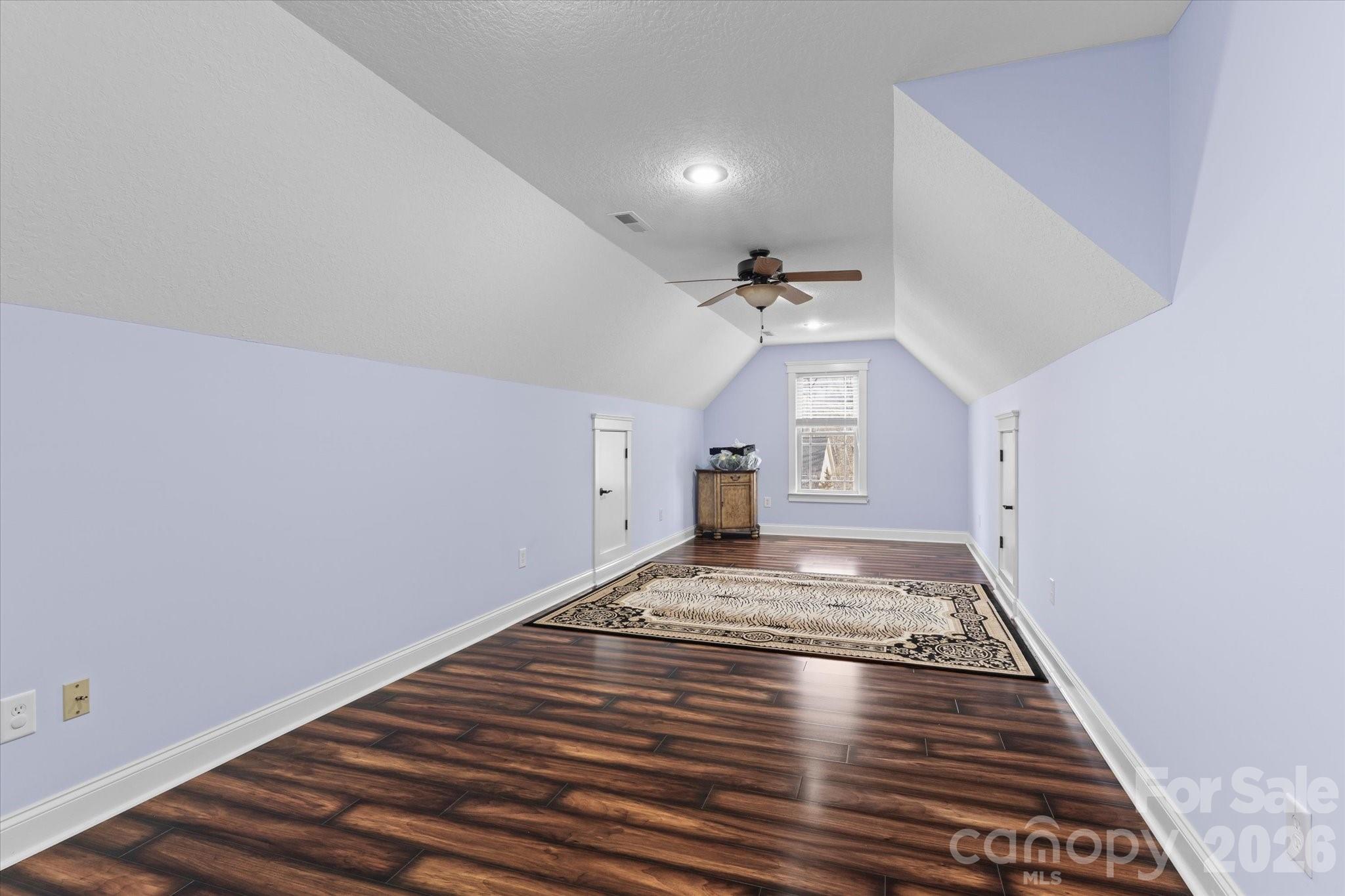 170 Kenway Loop Property Photo 35