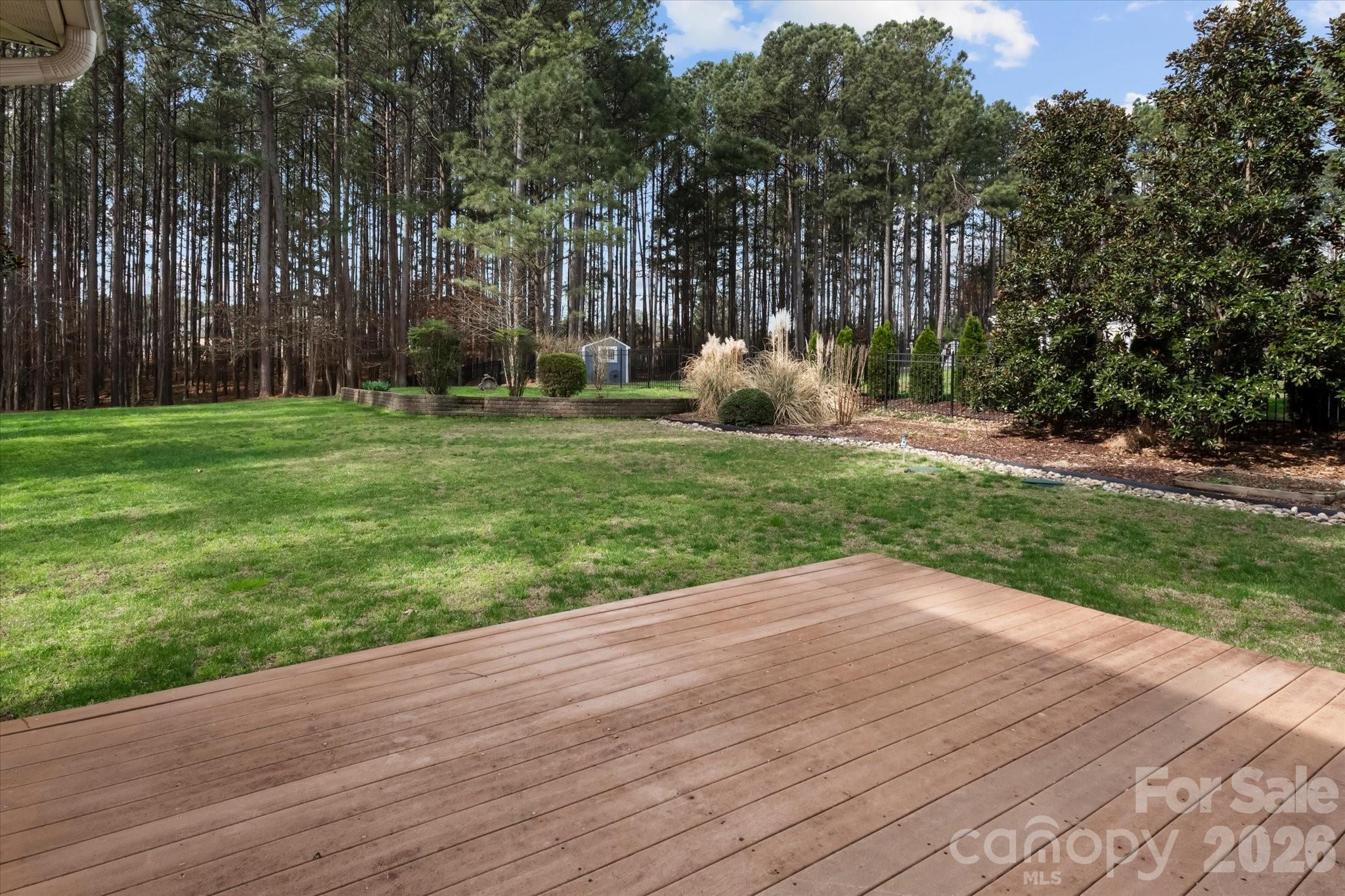 170 Kenway Loop Property Photo 39