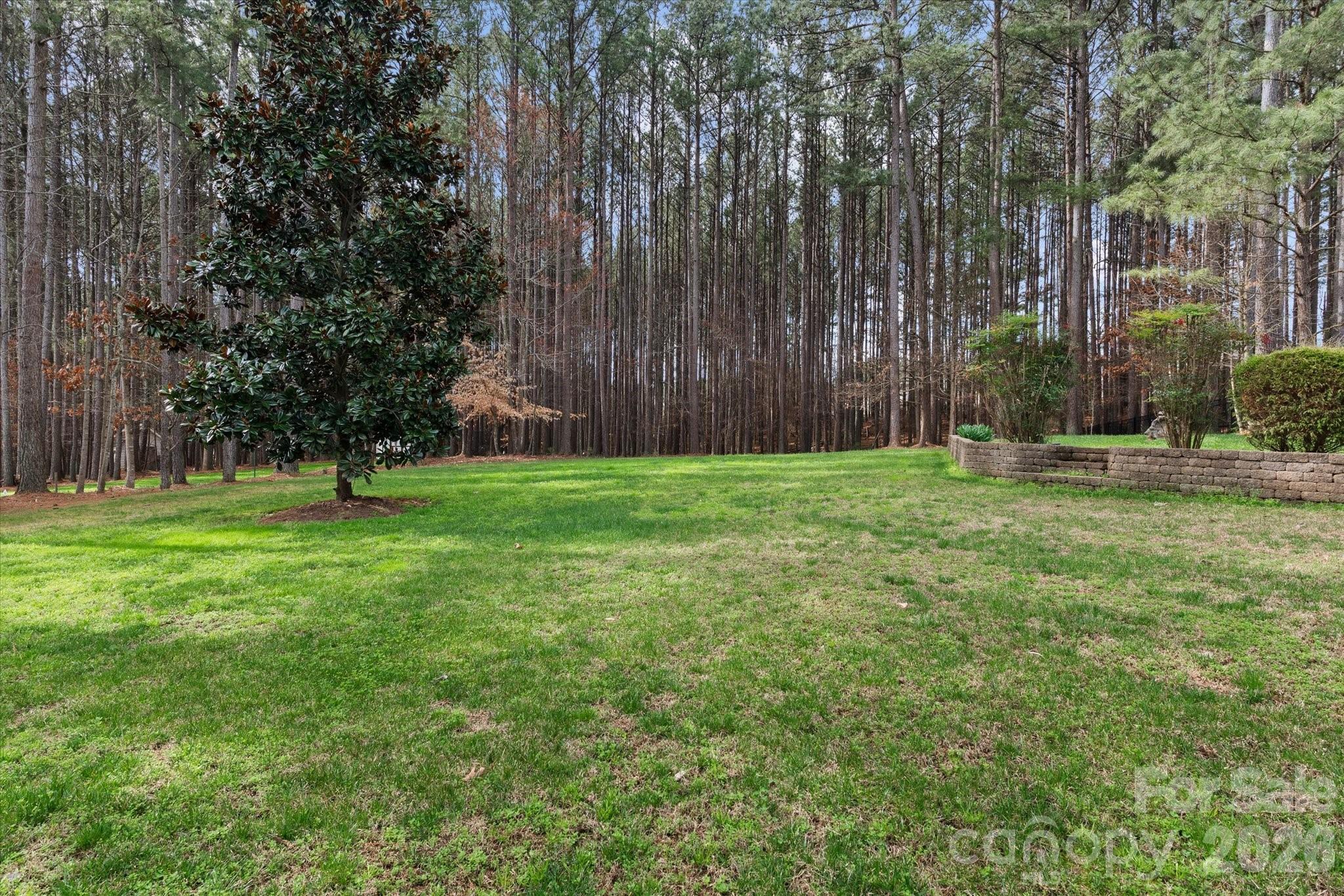 170 Kenway Loop Property Photo 42