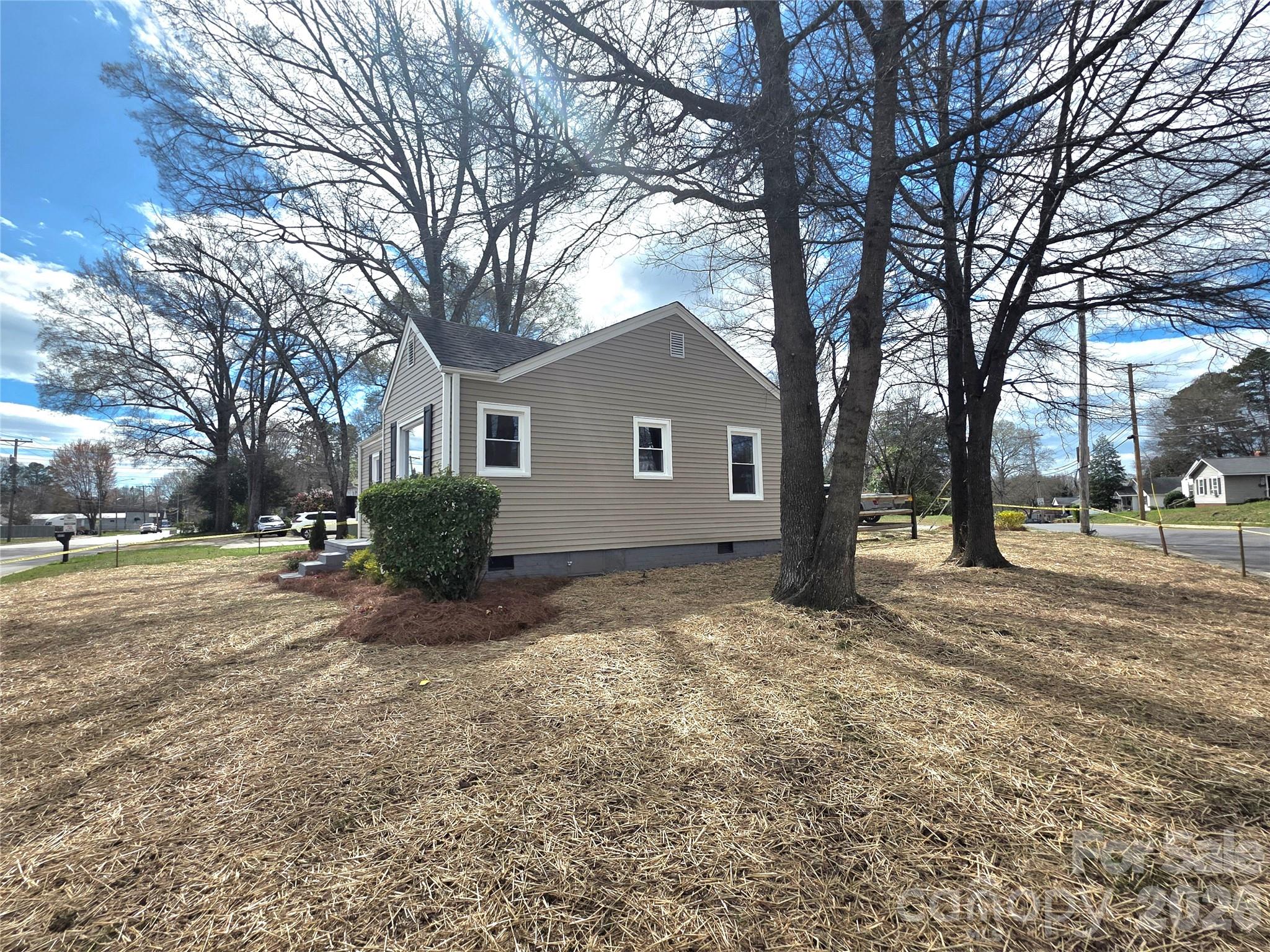 601 Linwood Road Property Photo 2
