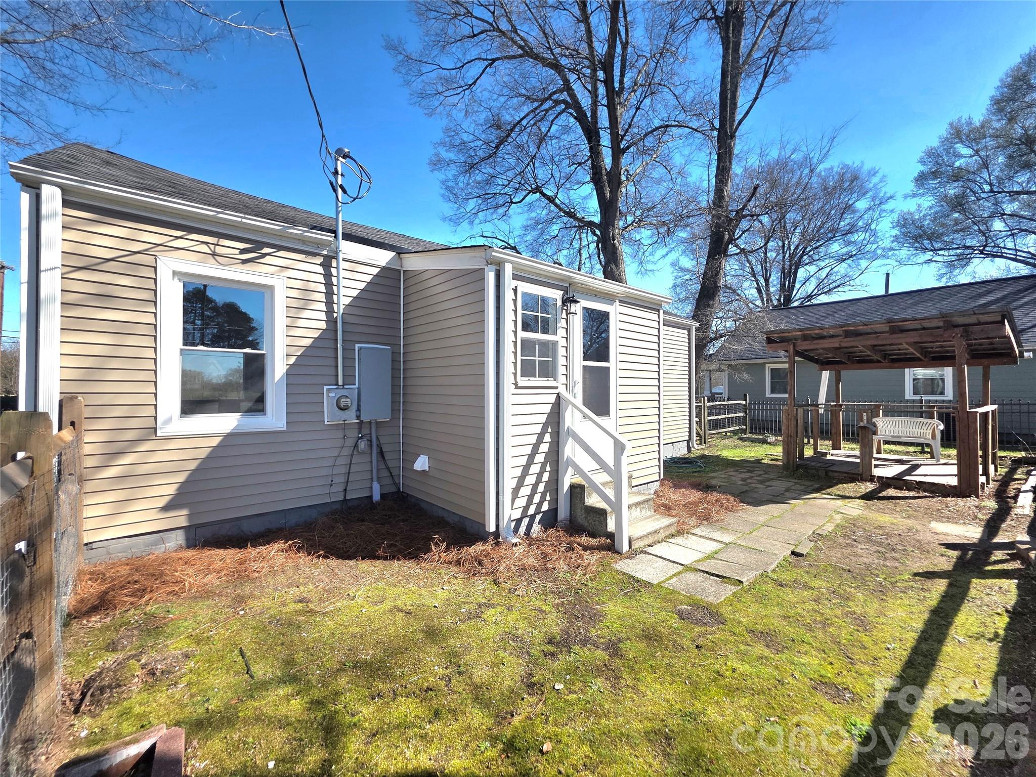 601 Linwood Road Property Photo 7
