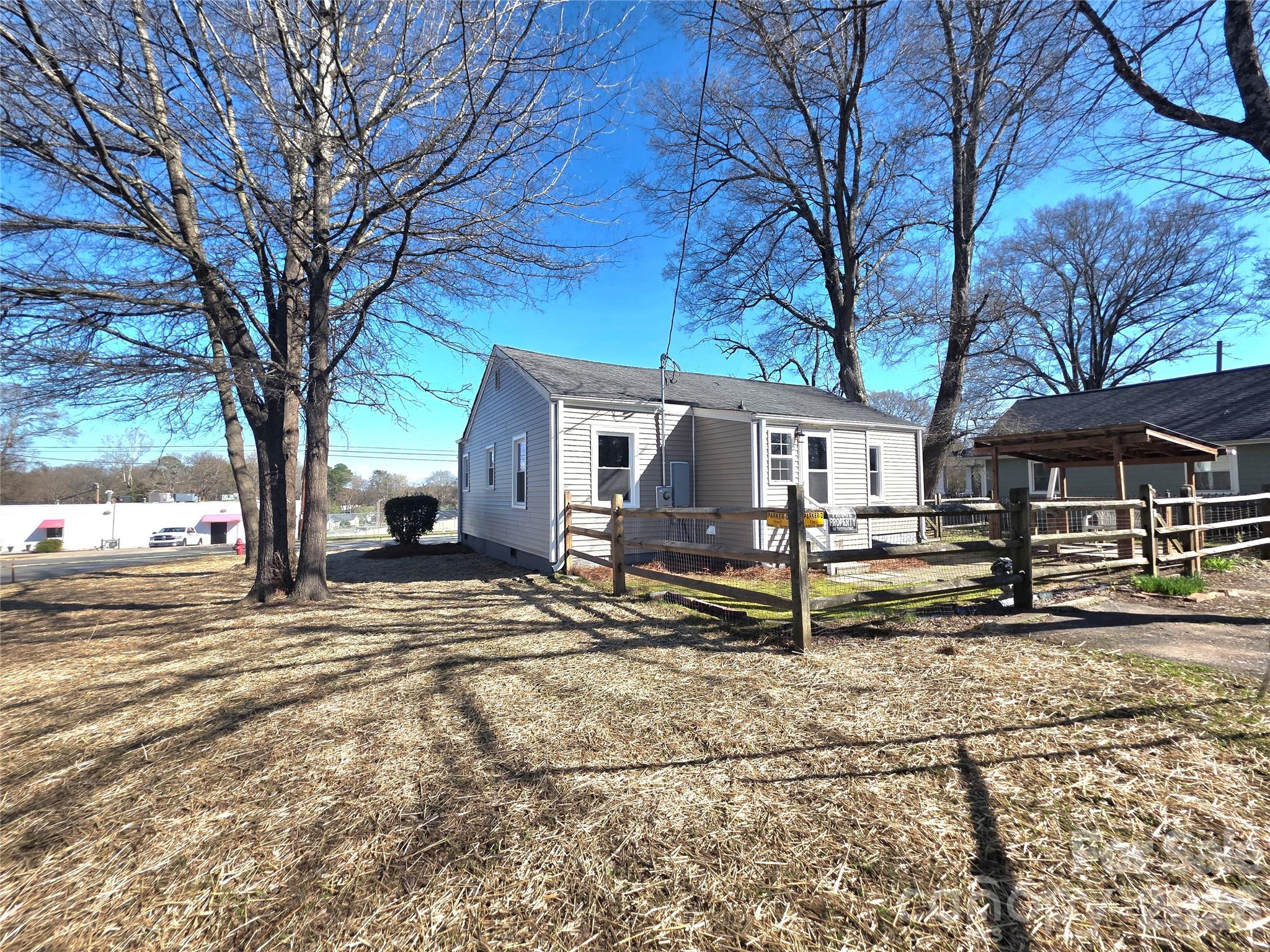 601 Linwood Road Property Photo 8