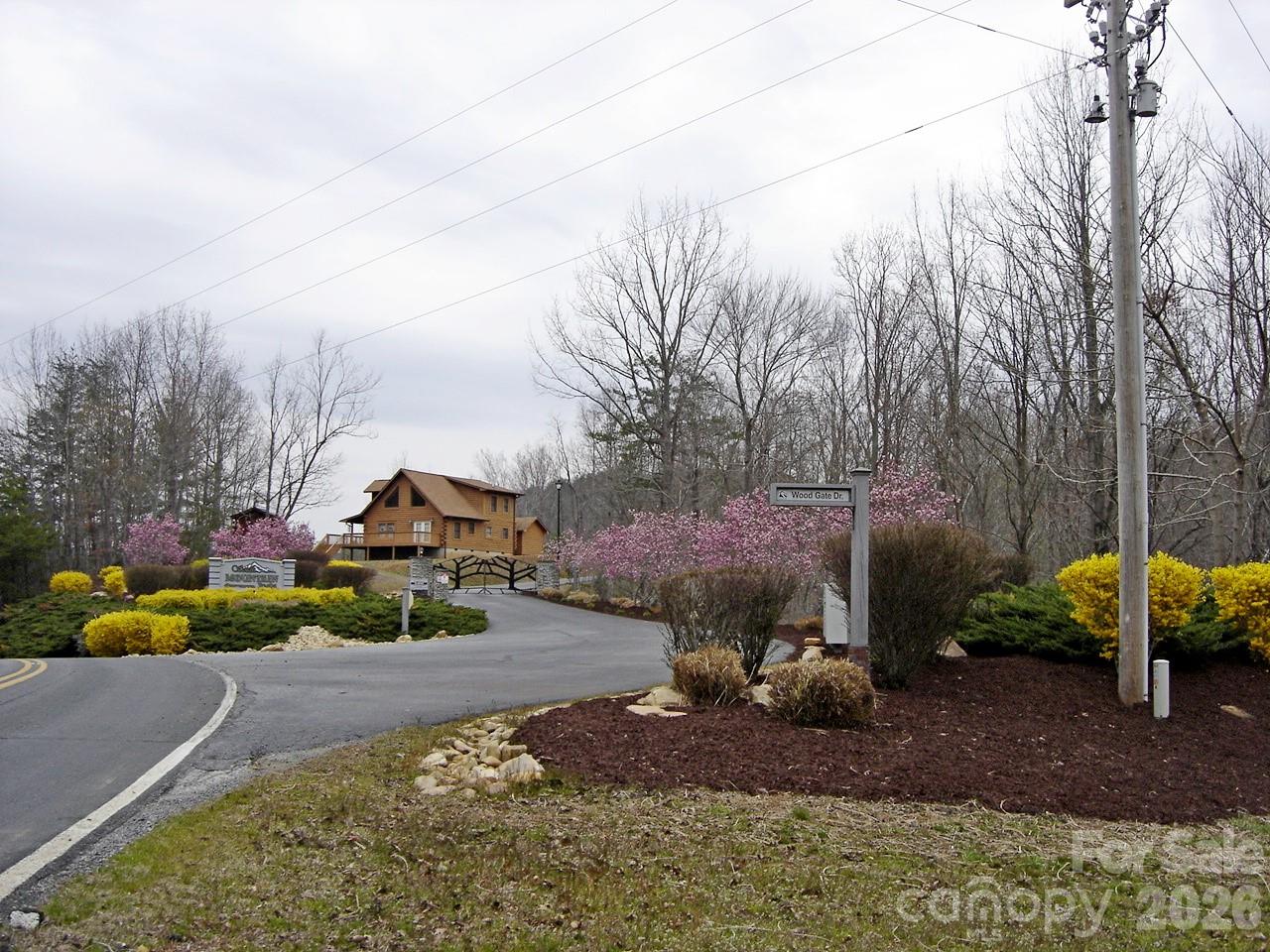 109 Ampersand Trail Property Photo 17