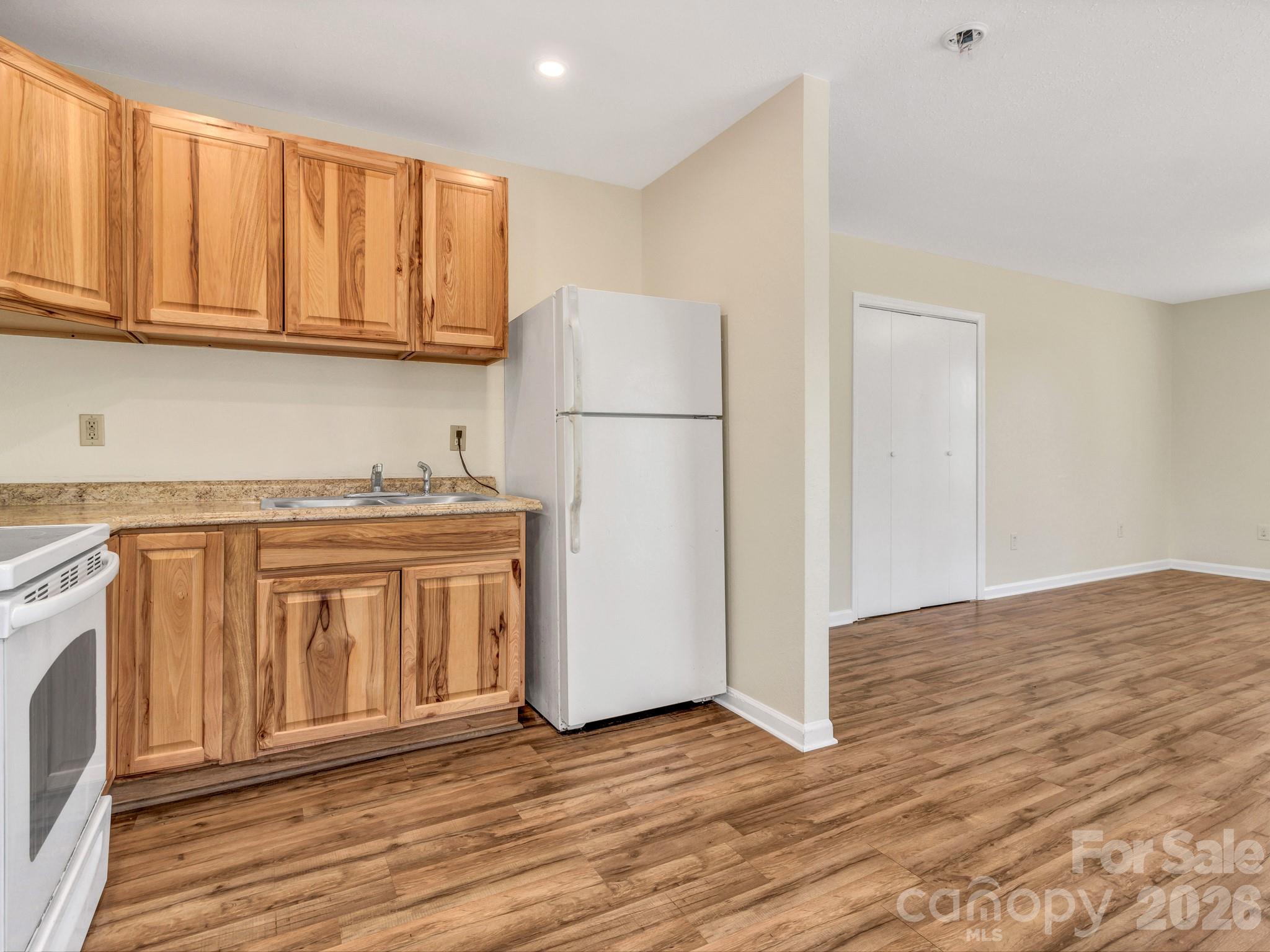 114 Elden Street Property Photo 7