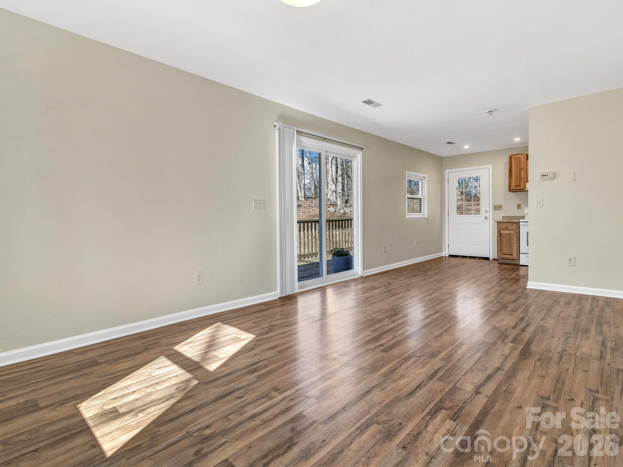 114 Elden Street Property Photo 8