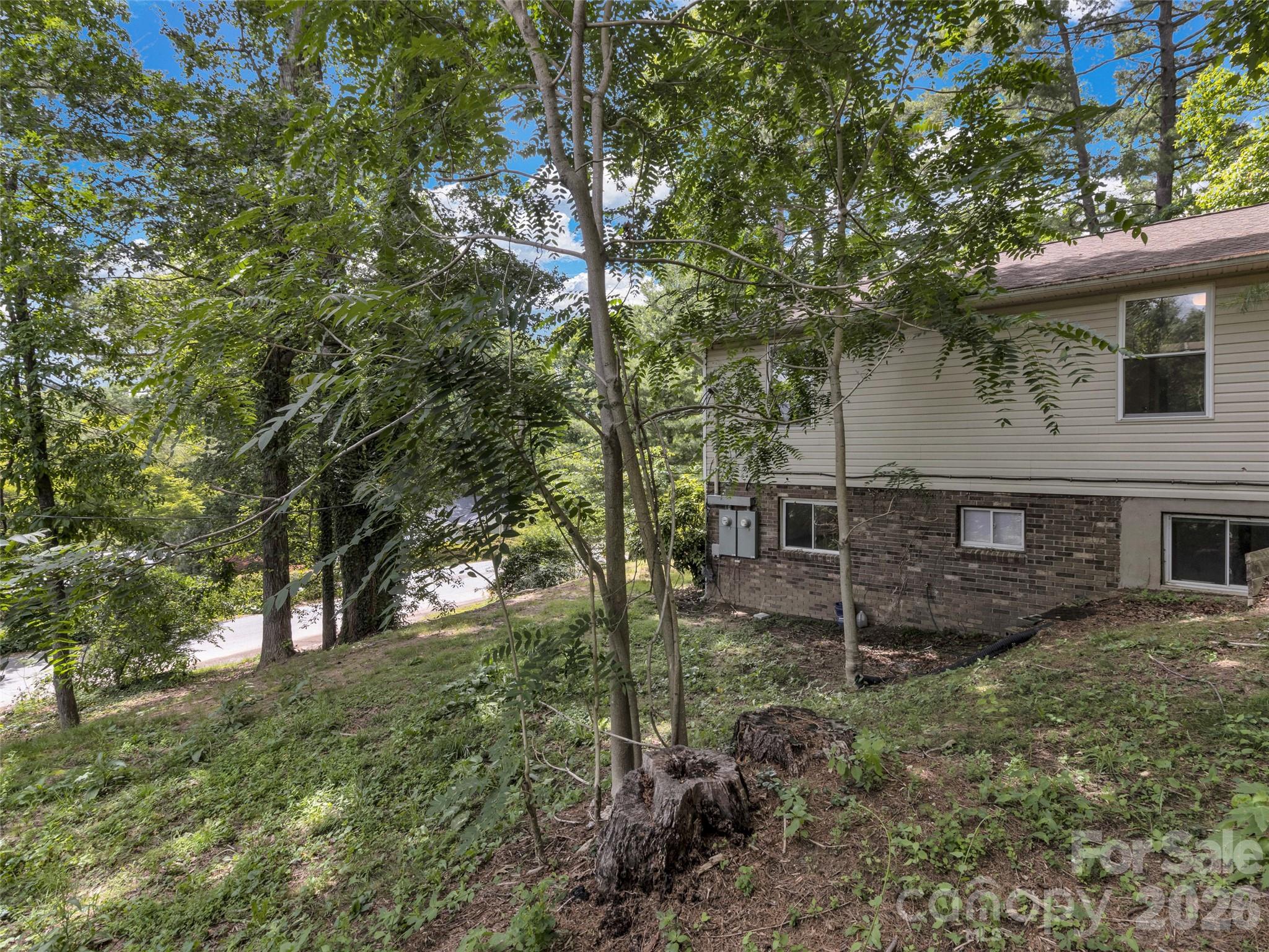 114 Elden Street Property Photo 24
