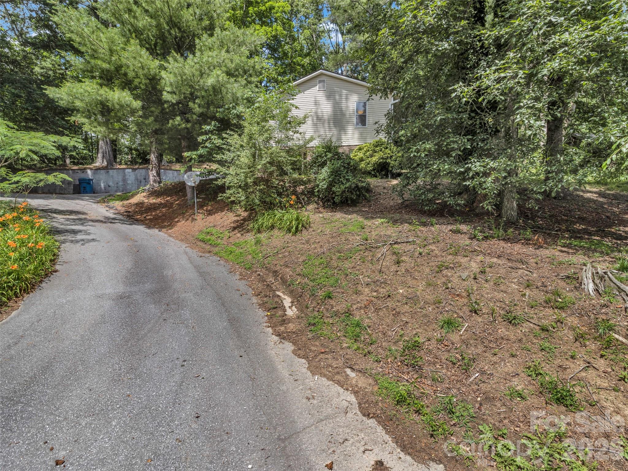 114 Elden Street Property Photo 26