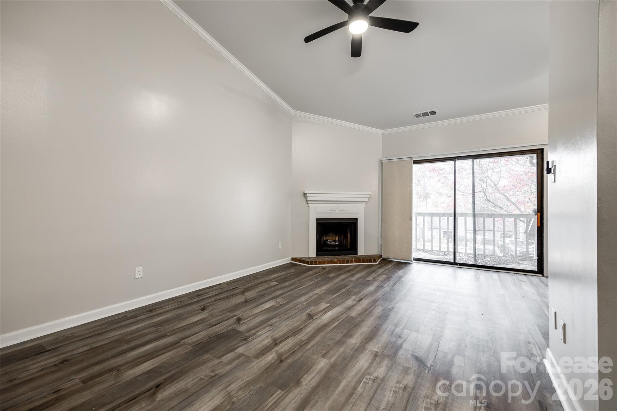 4158 Charlotte Highway F Property Photo 5