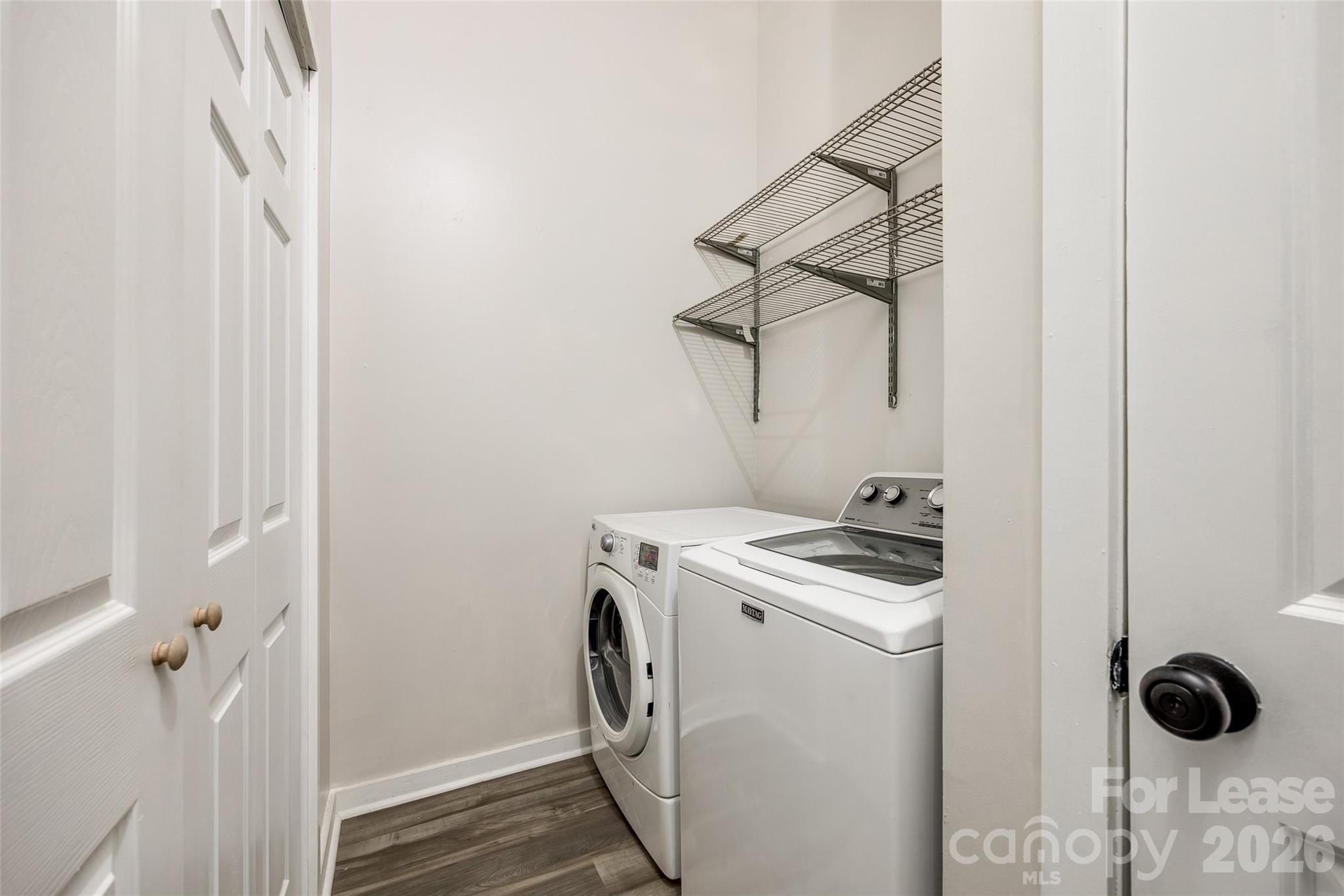 4158 Charlotte Highway F Property Photo 15