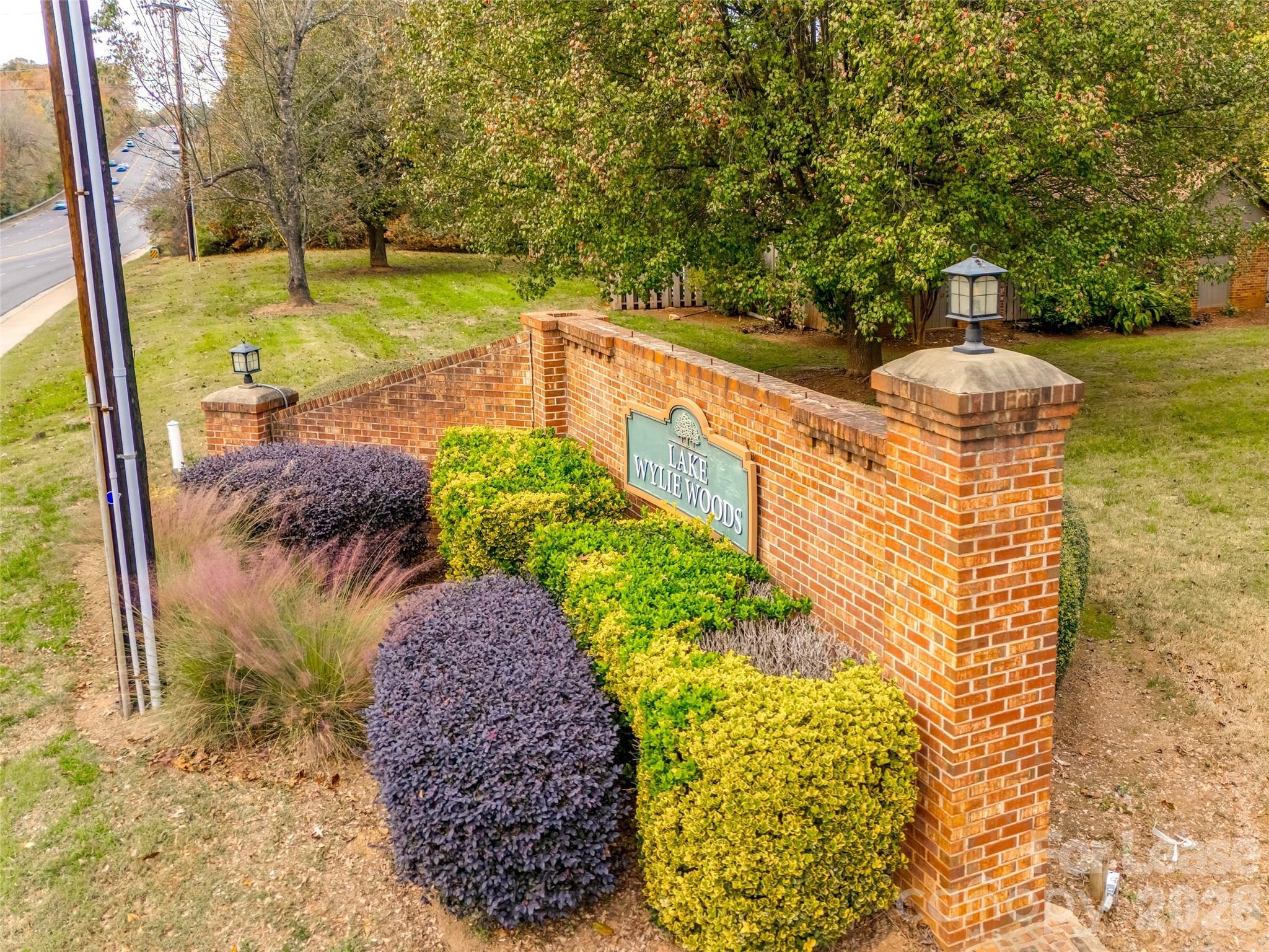 4158 Charlotte Highway F Property Photo 23