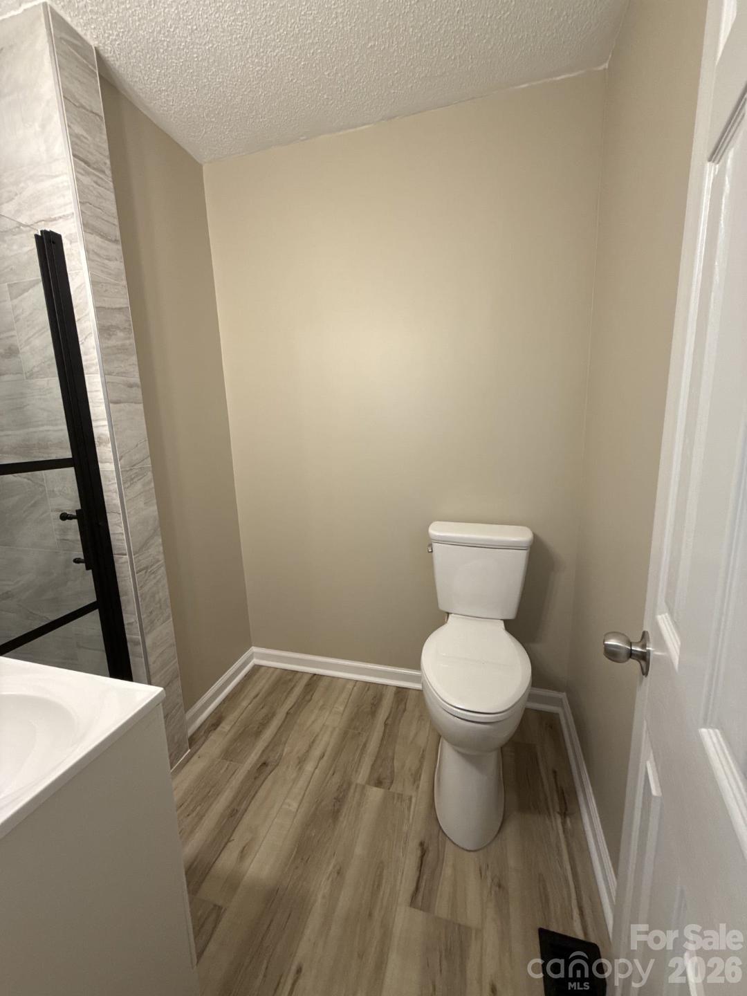 1713 Browns Avenue Property Photo 19