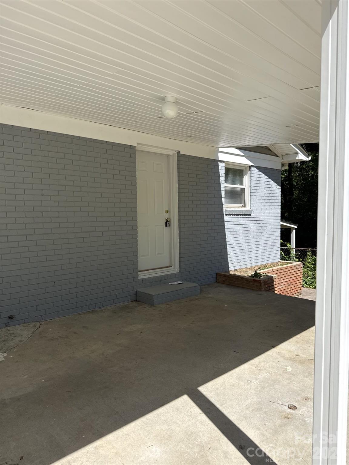 1713 Browns Avenue Property Photo 24