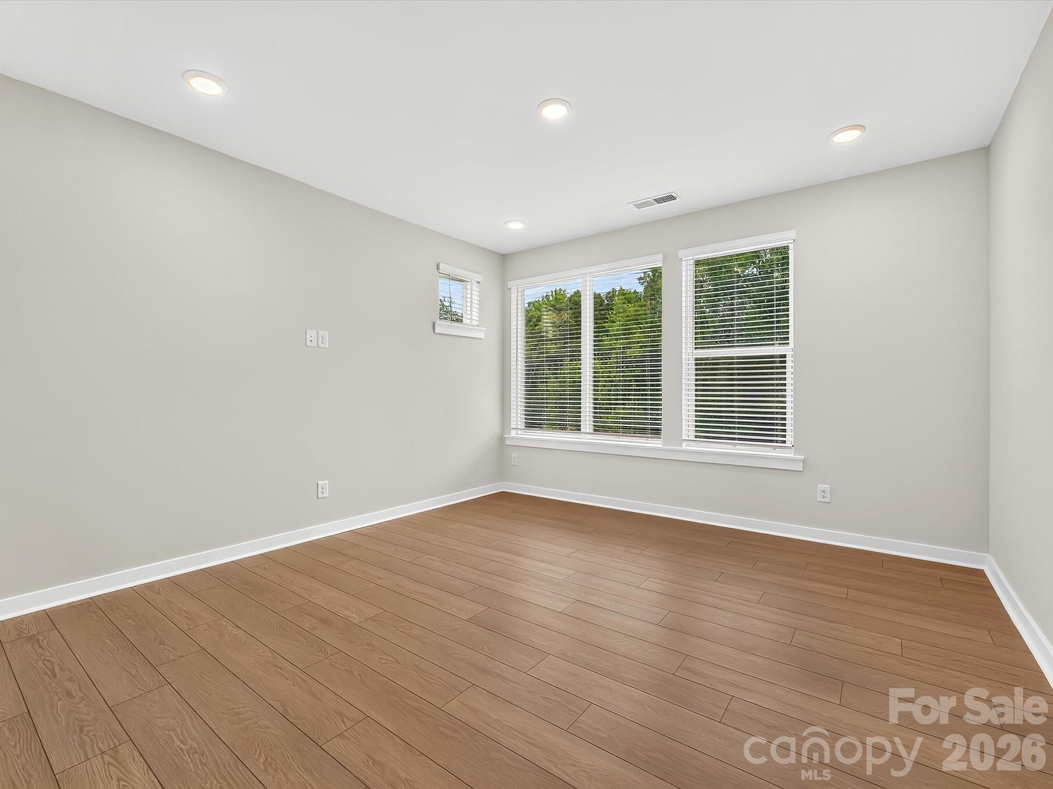1144 Bismuth Lane Property Photo 13