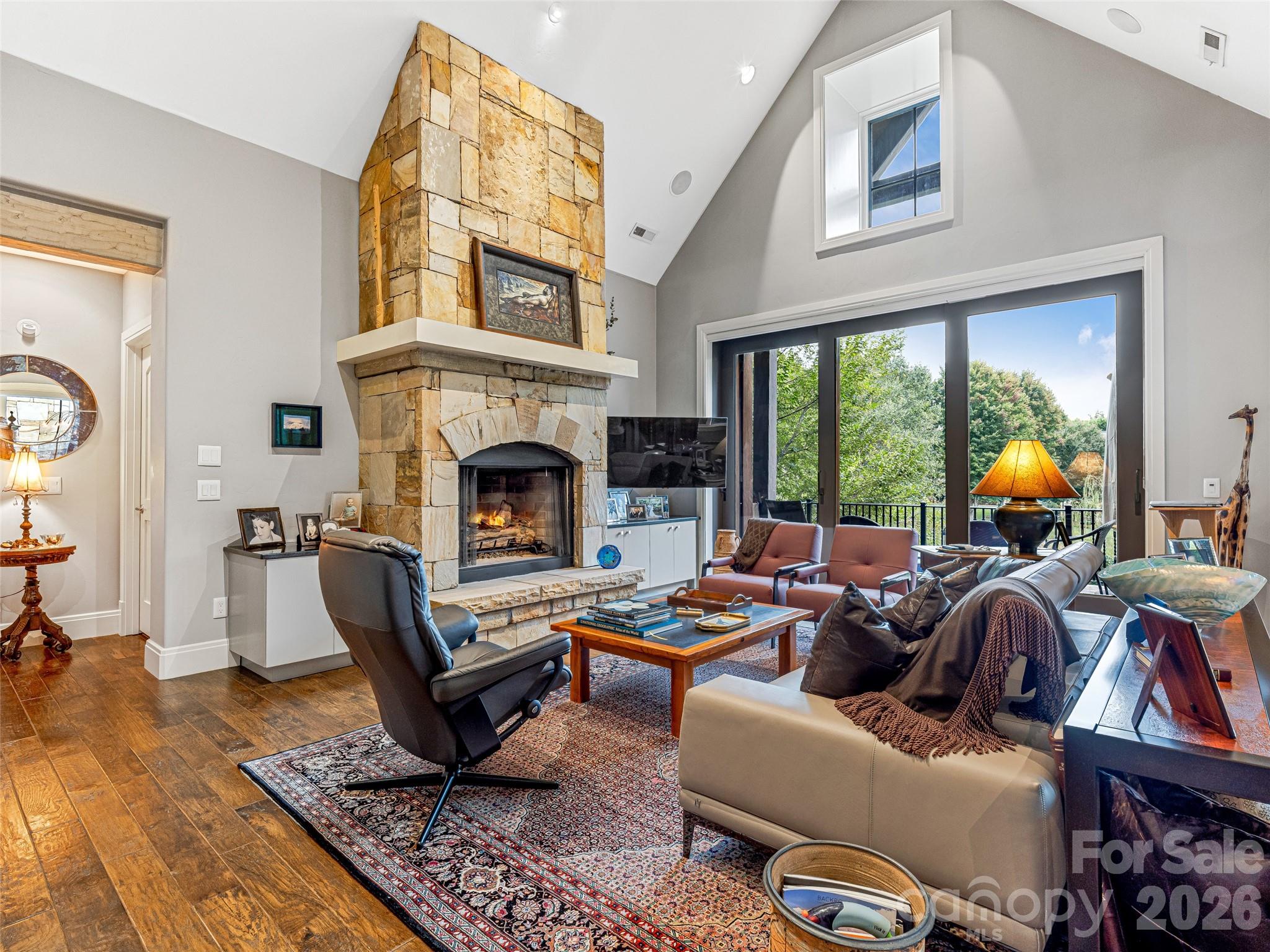 22 Foxbridge Way Property Photo 6