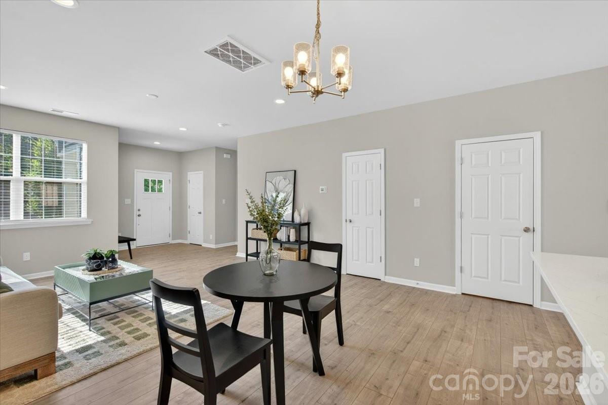 344 Lincoln Street B Property Photo 7