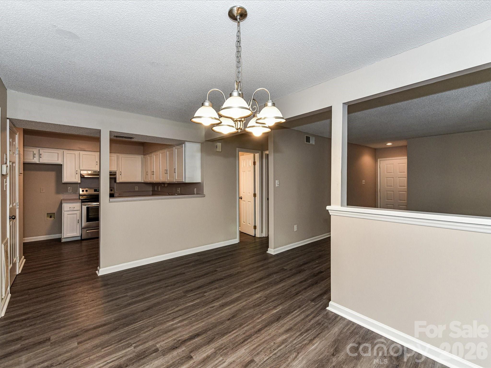 7304 Winery Lane Property Photo 12