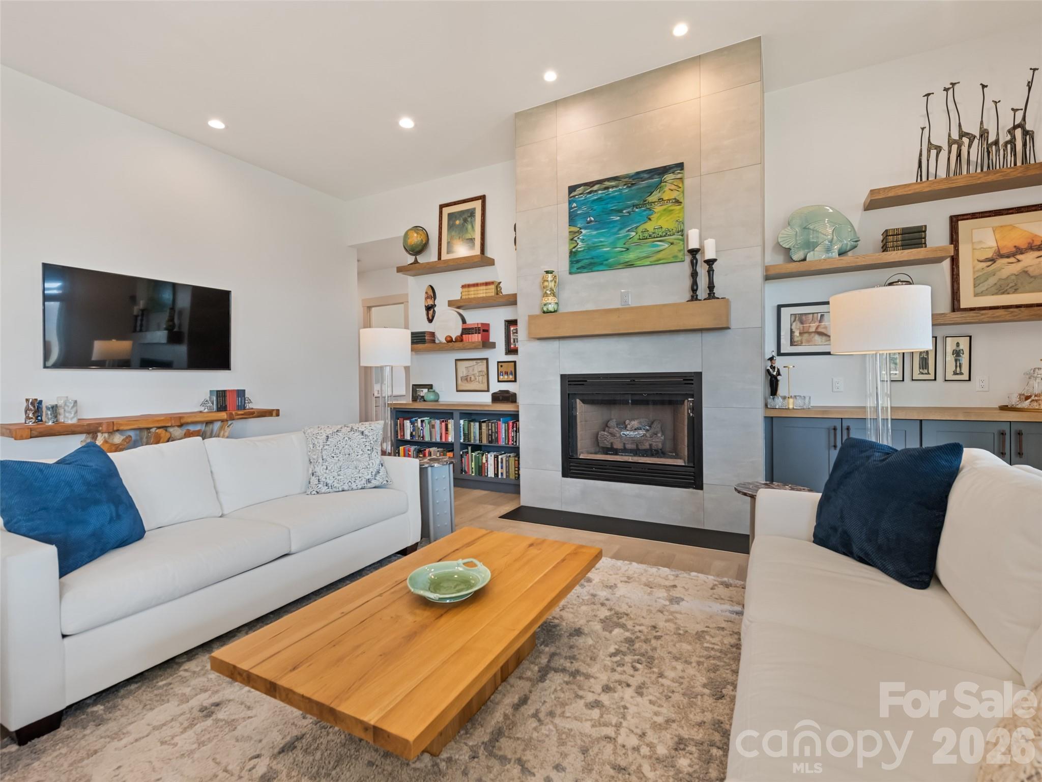 717 Daniel Circle Drive Property Photo 14