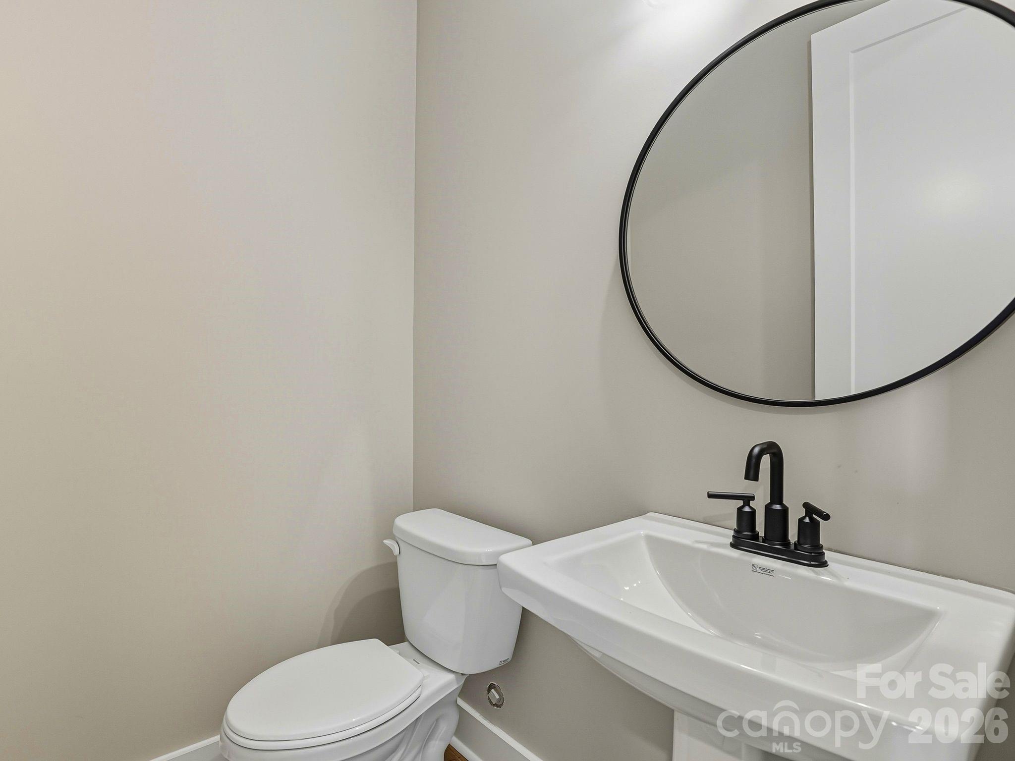 118 Chapel Crossing Lane 10 Property Photo 6