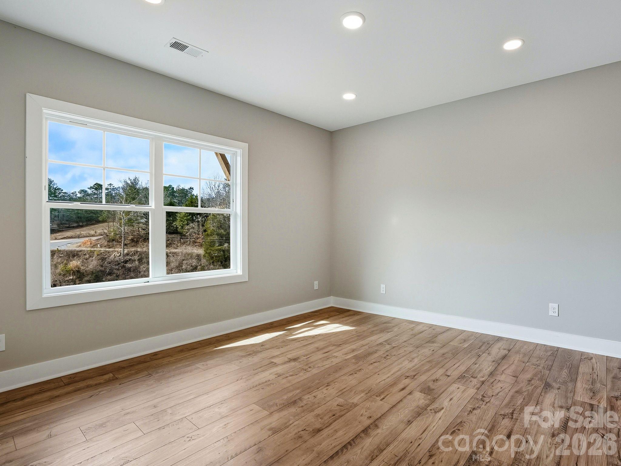 118 Chapel Crossing Lane 10 Property Photo 23