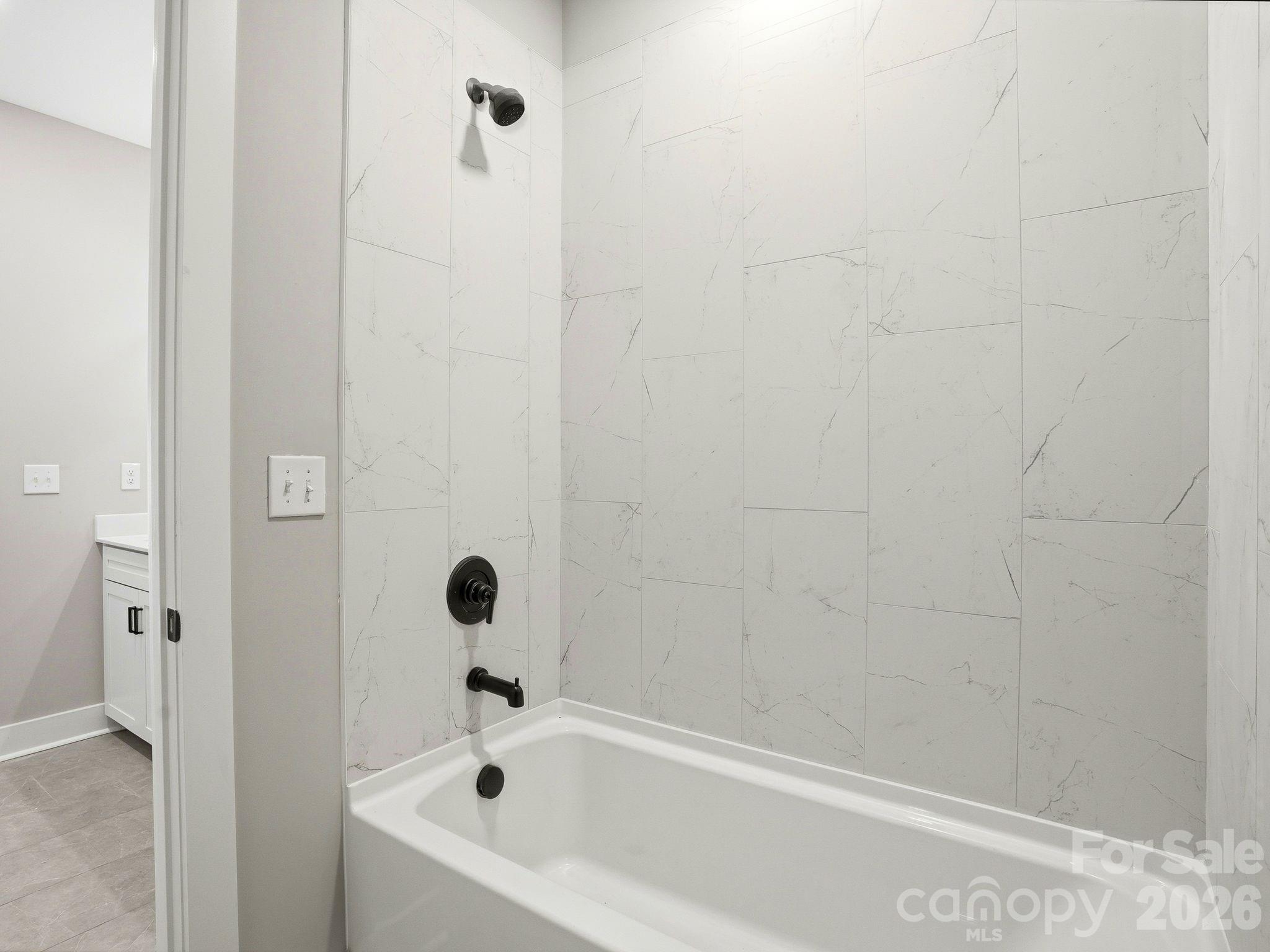 118 Chapel Crossing Lane 10 Property Photo 26