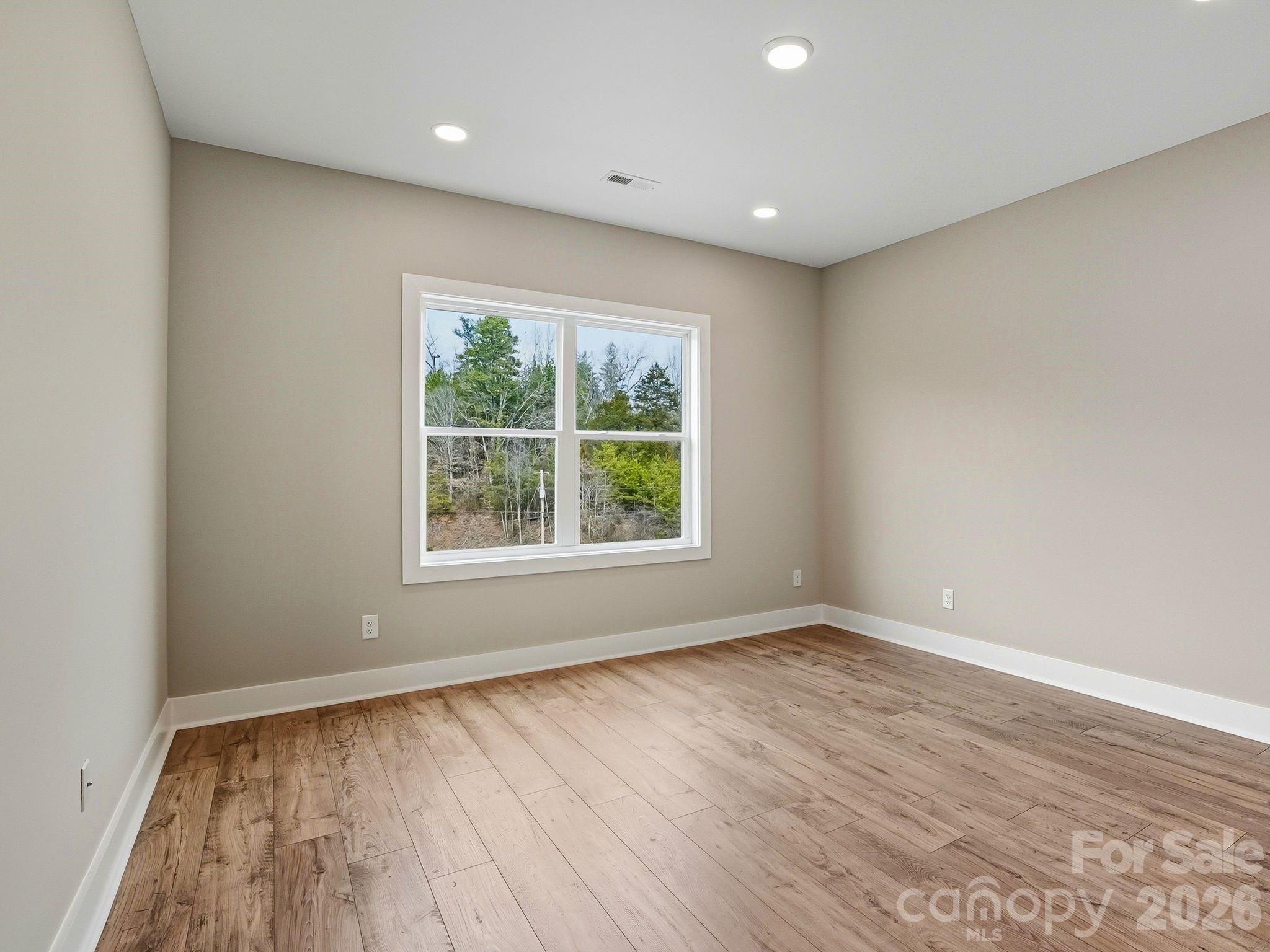 118 Chapel Crossing Lane 10 Property Photo 28