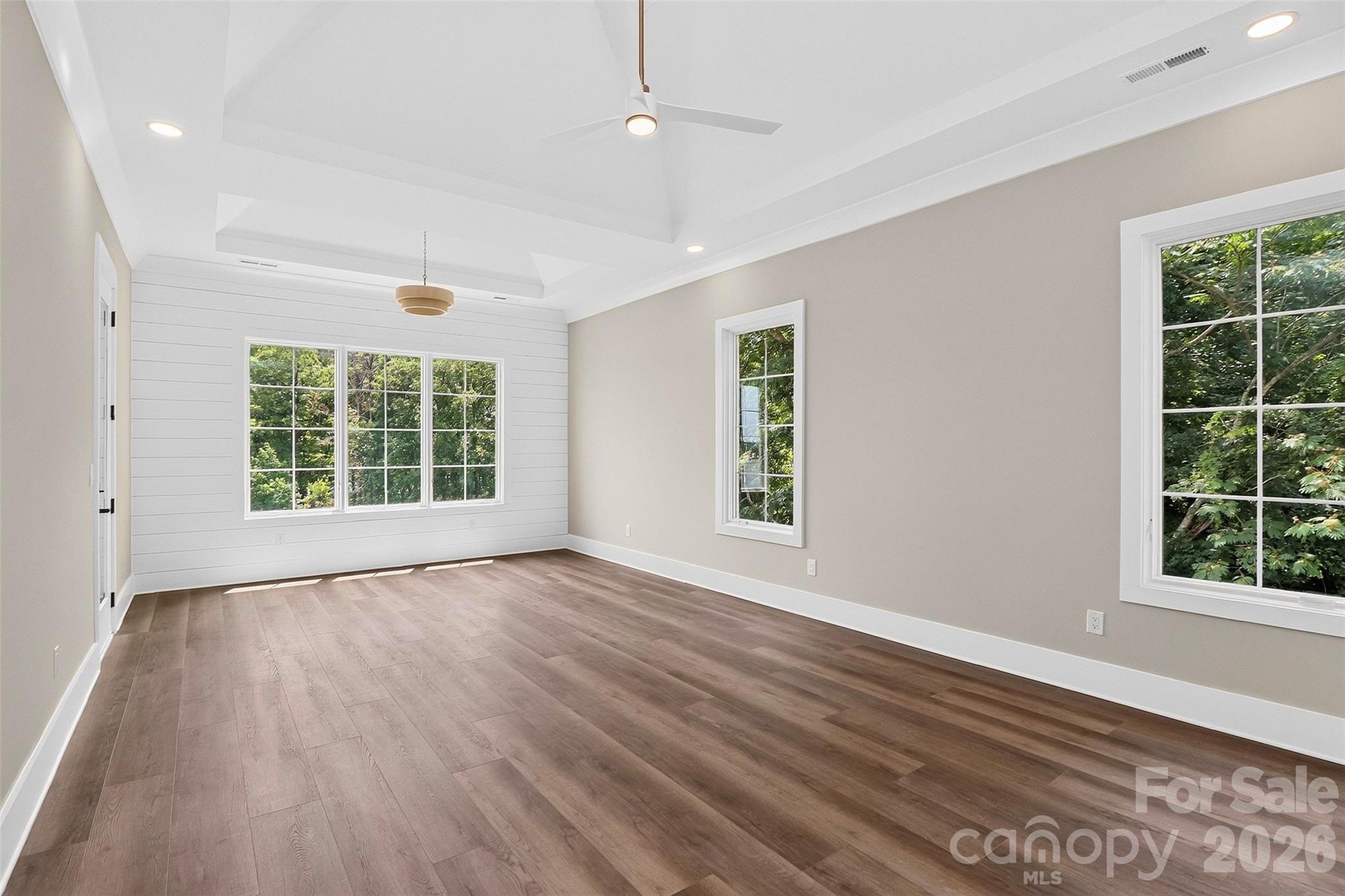 506 Joslin Pointe Lane Property Photo 8