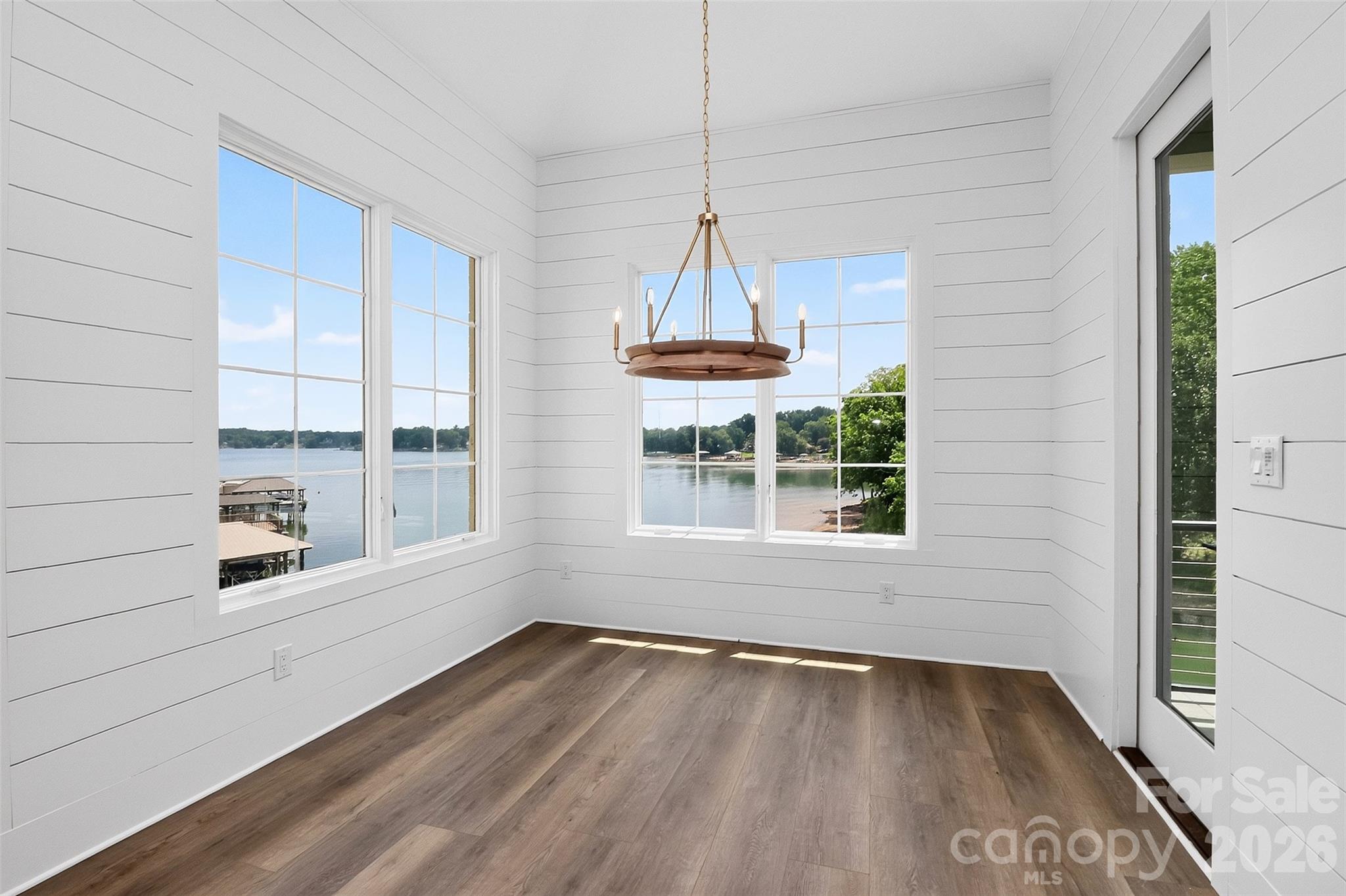 506 Joslin Pointe Lane Property Photo 22