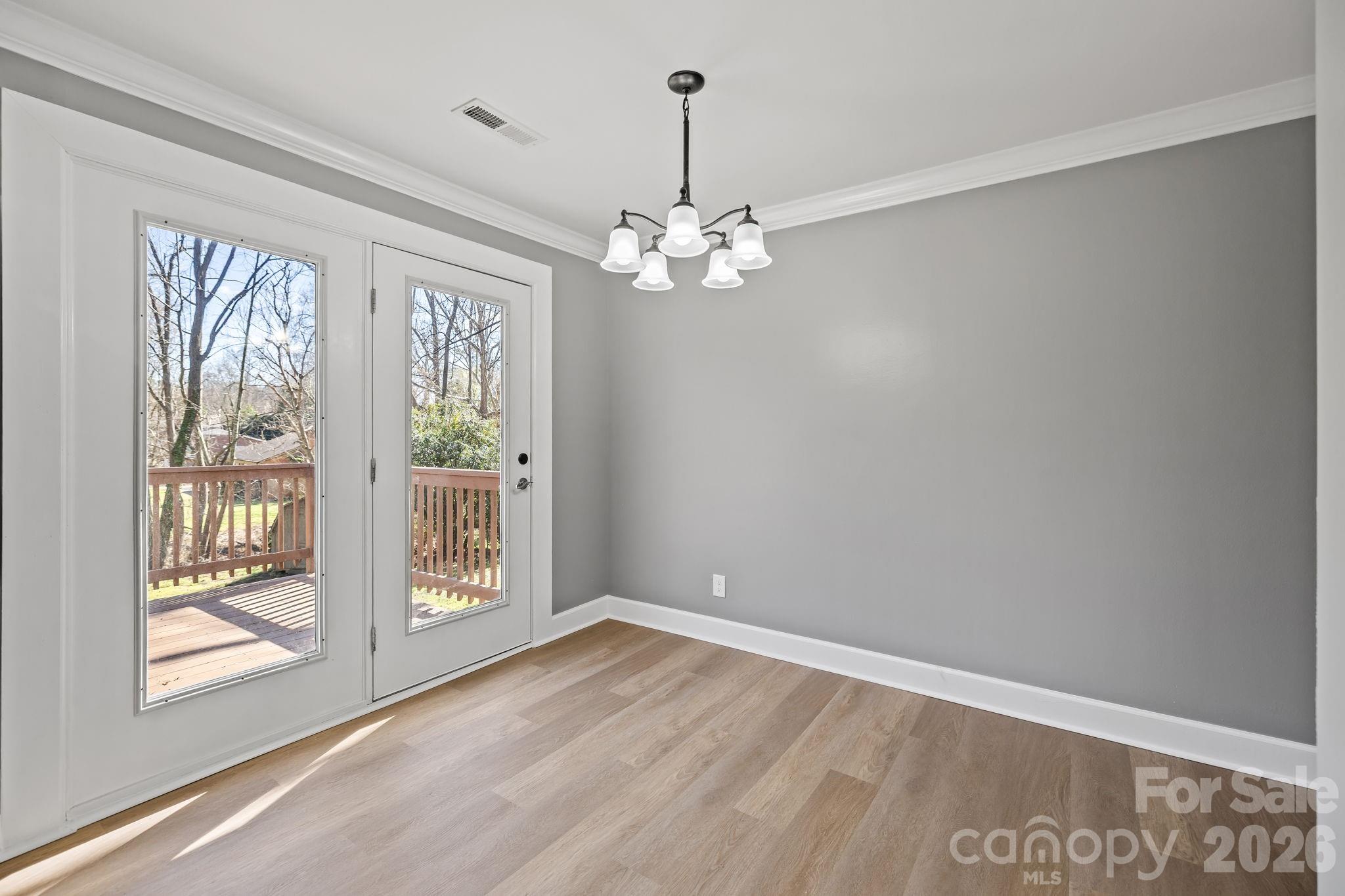 1722 Hartford Drive Property Photo 12