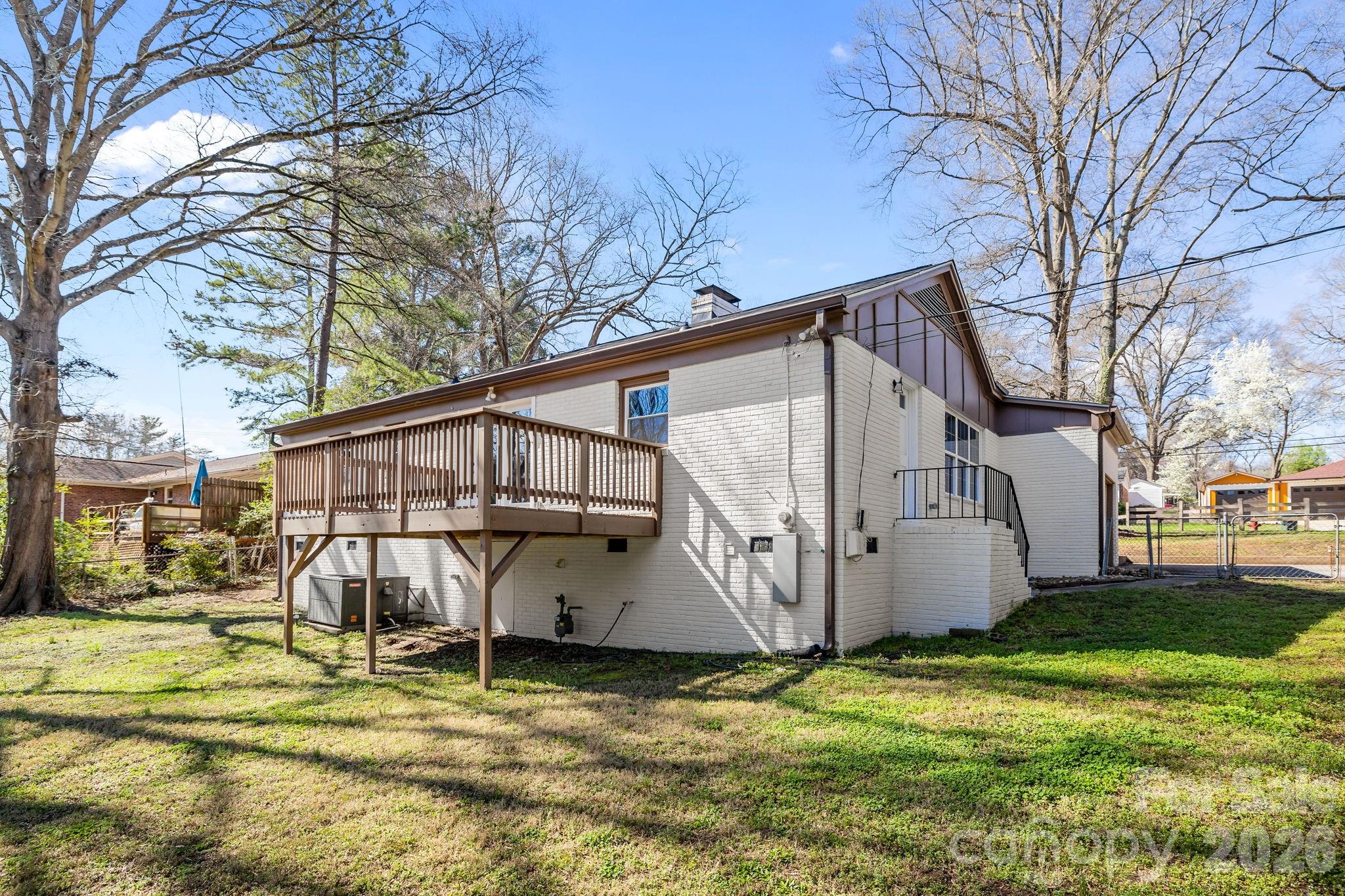 1722 Hartford Drive Property Photo 29