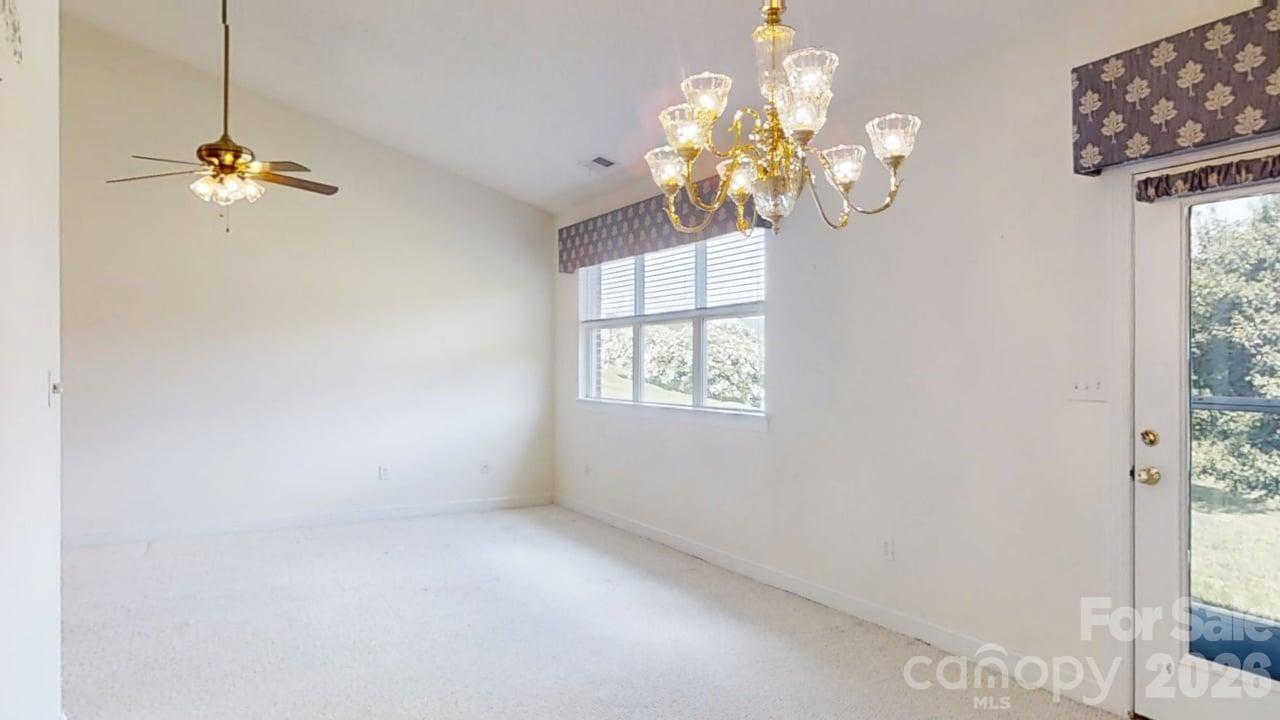 3870 Sage Court Property Photo 8