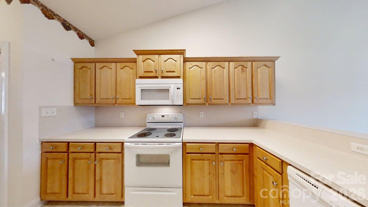 3870 Sage Court Property Photo 9