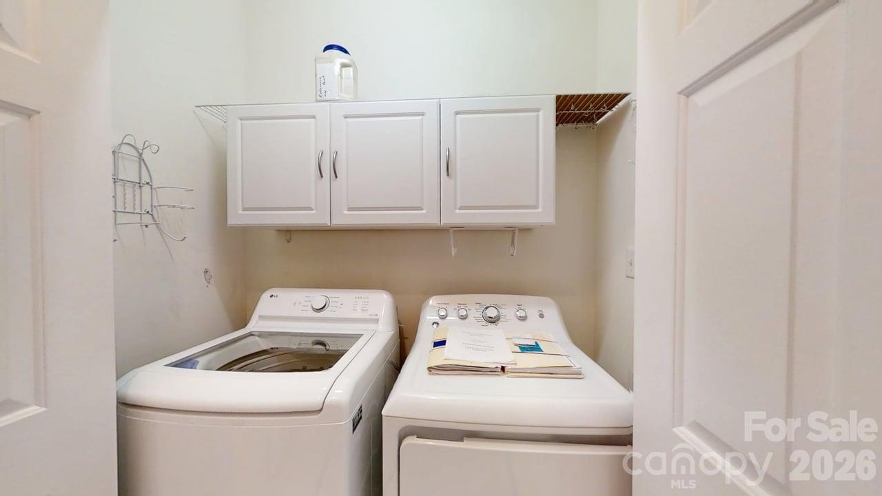 3870 Sage Court Property Photo 12
