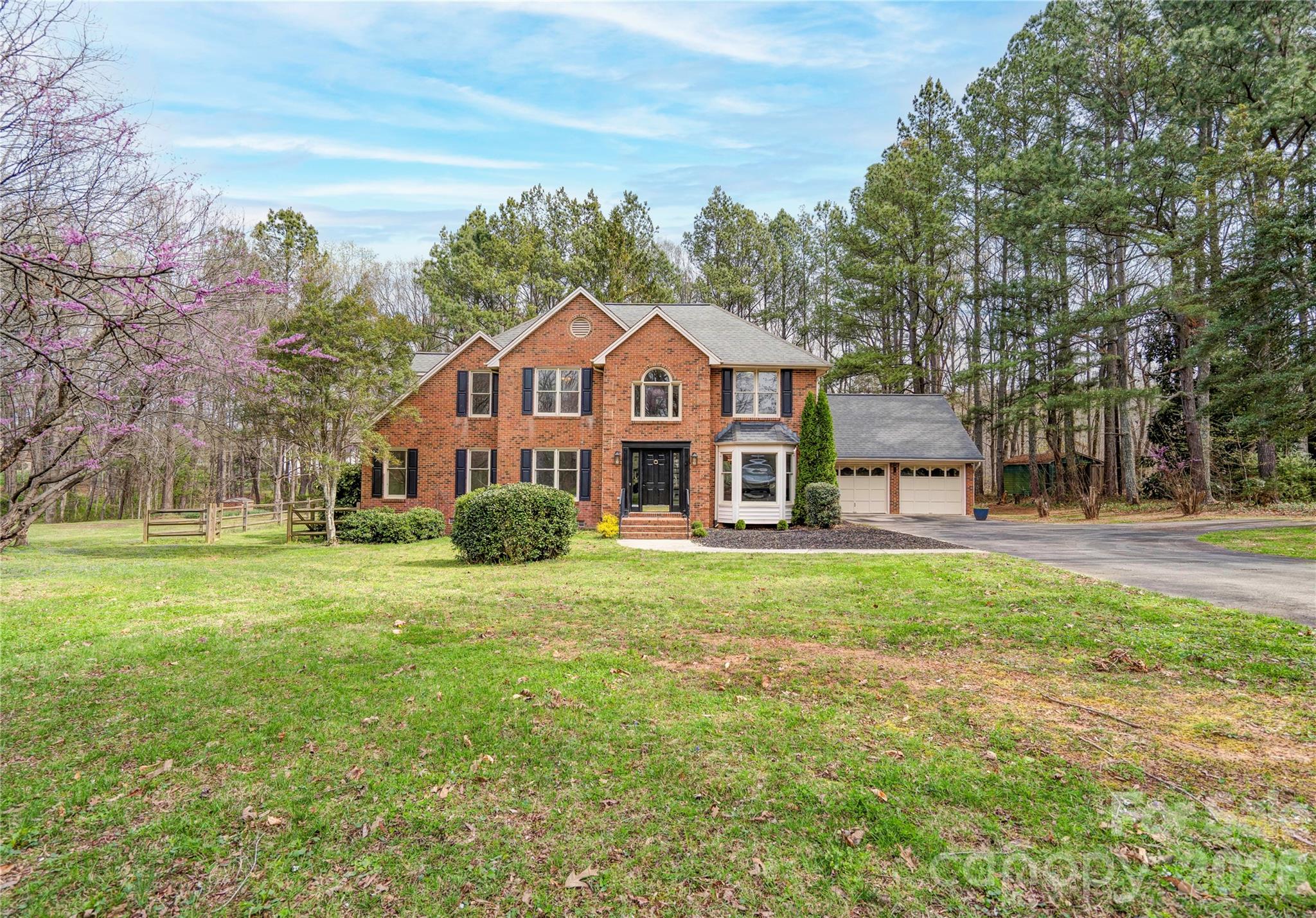 124 Gold Run Court Property Photo 1
