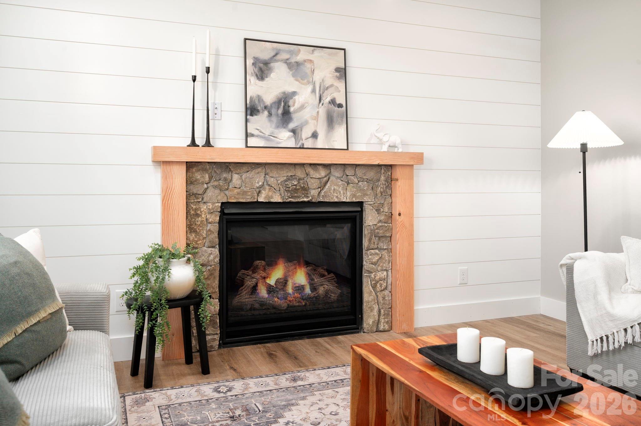 9 Myrtle Lee Cove Property Photo 6