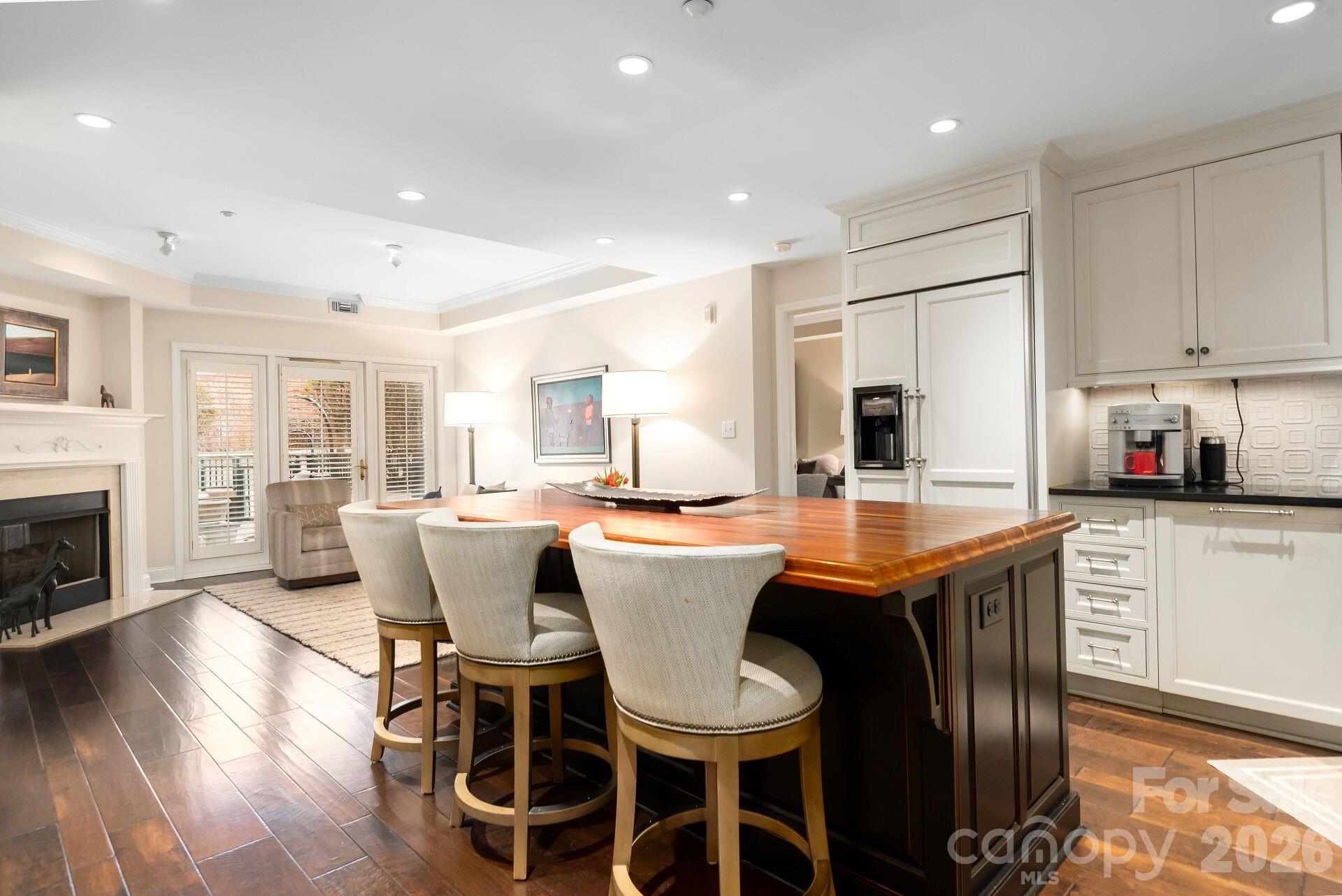 415 N Church Street 116 Property Photo 15