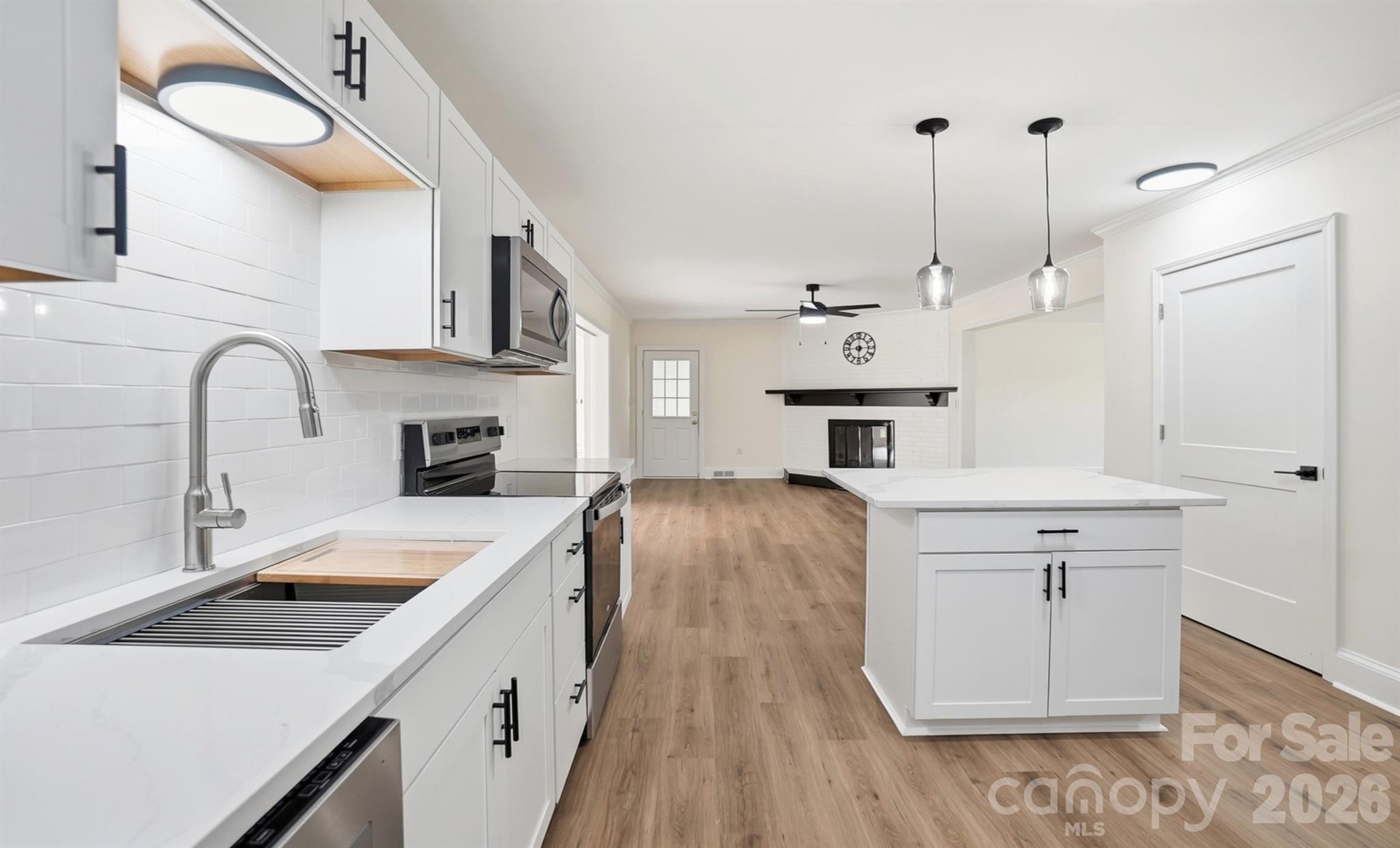 125 Forest Hills Drive Property Photo 3