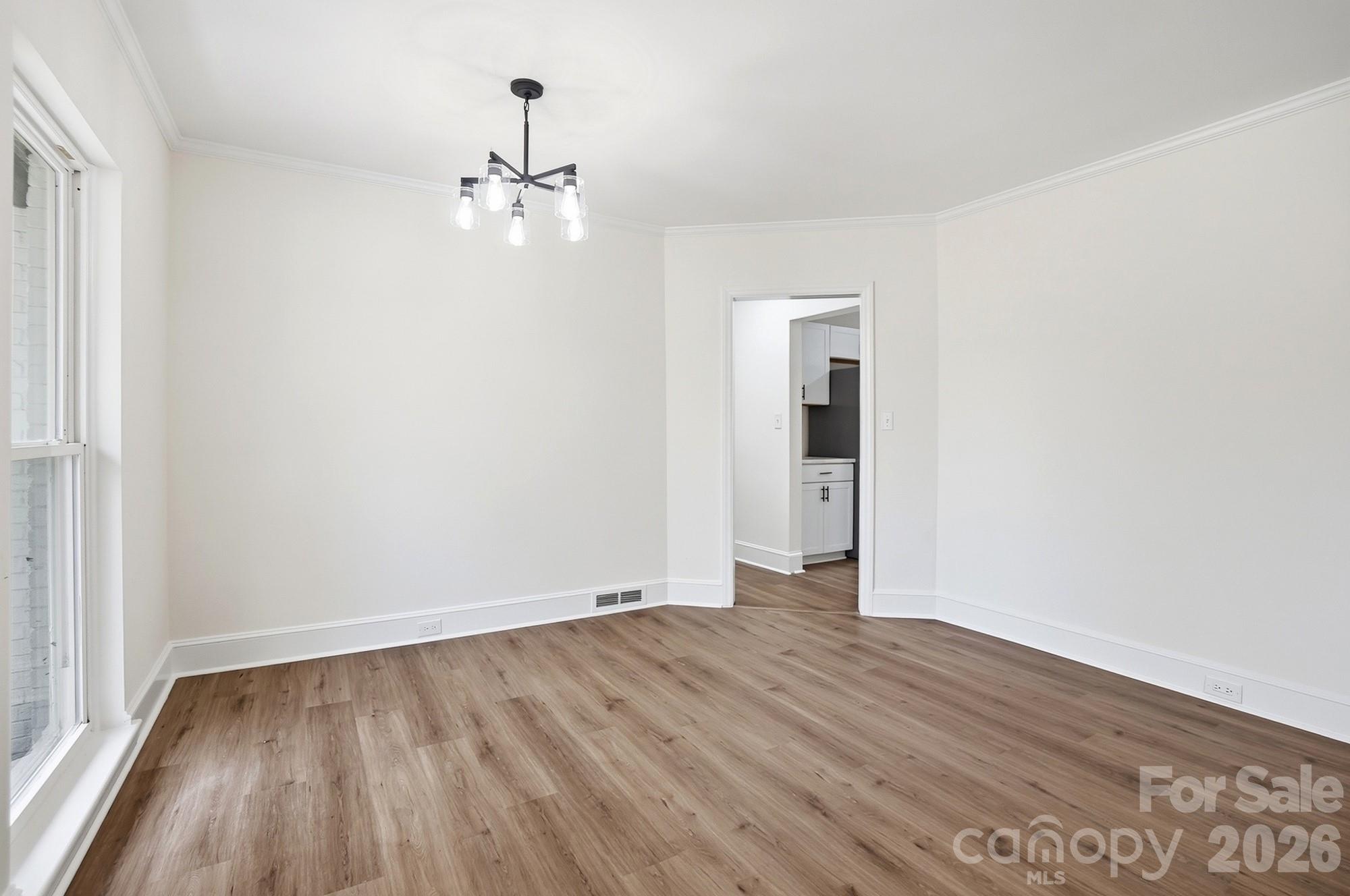 125 Forest Hills Drive Property Photo 8