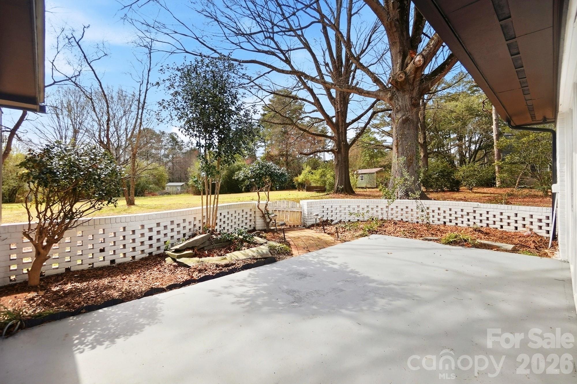 125 Forest Hills Drive Property Photo 24