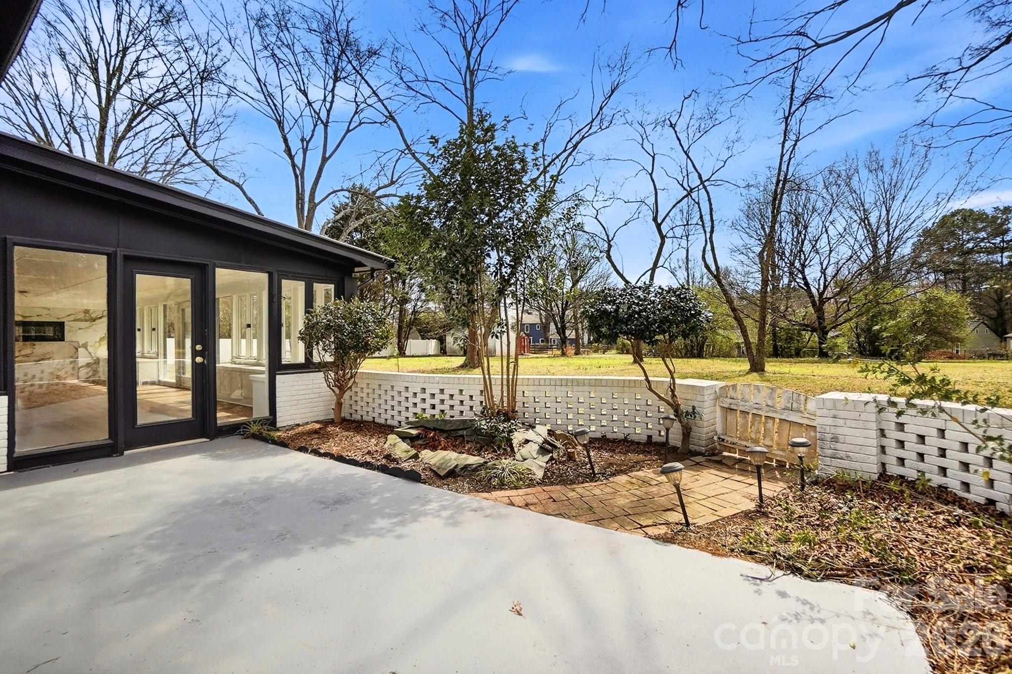 125 Forest Hills Drive Property Photo 25