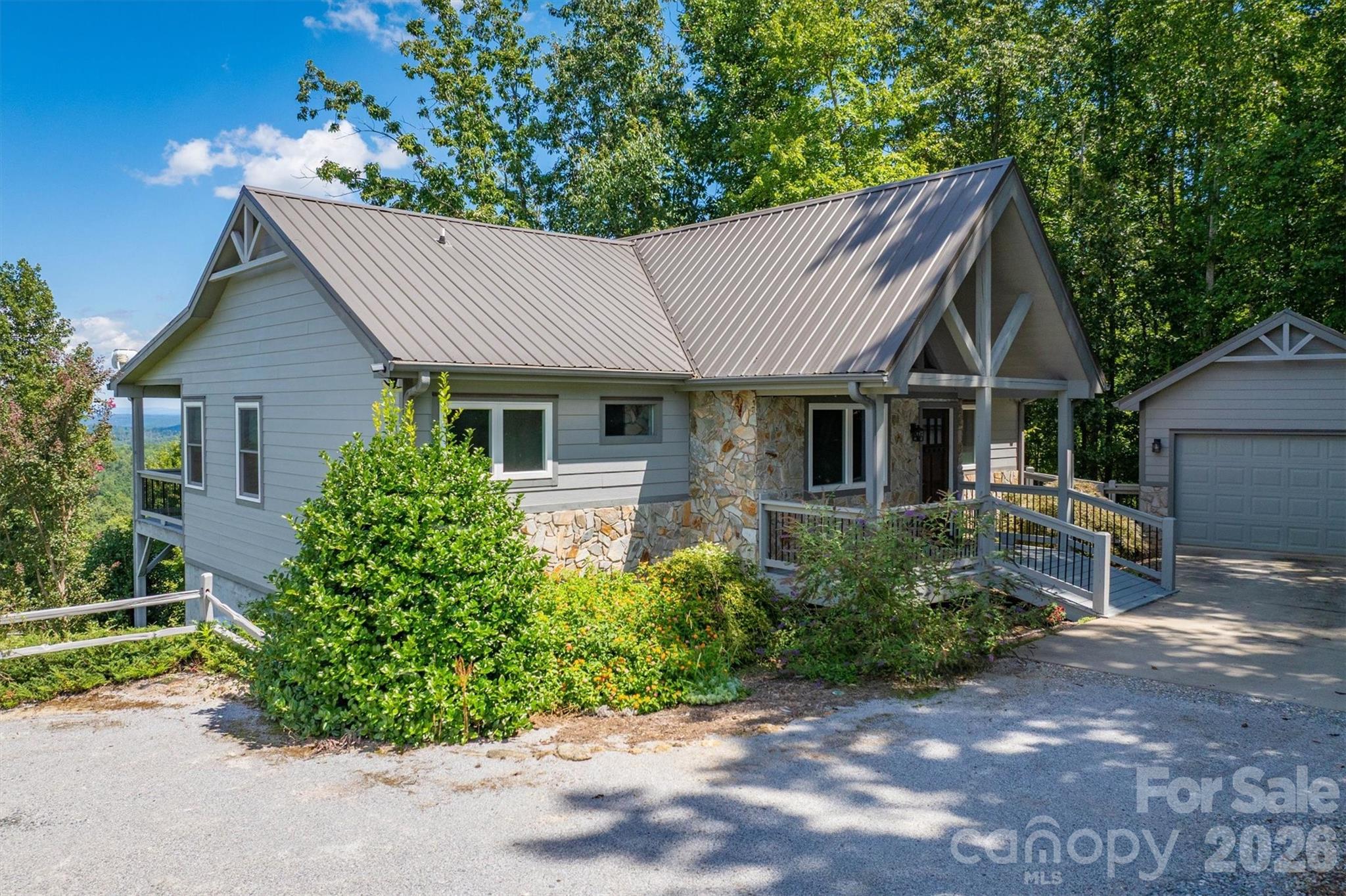 2262 Grandview Peaks Drive Property Photo 4