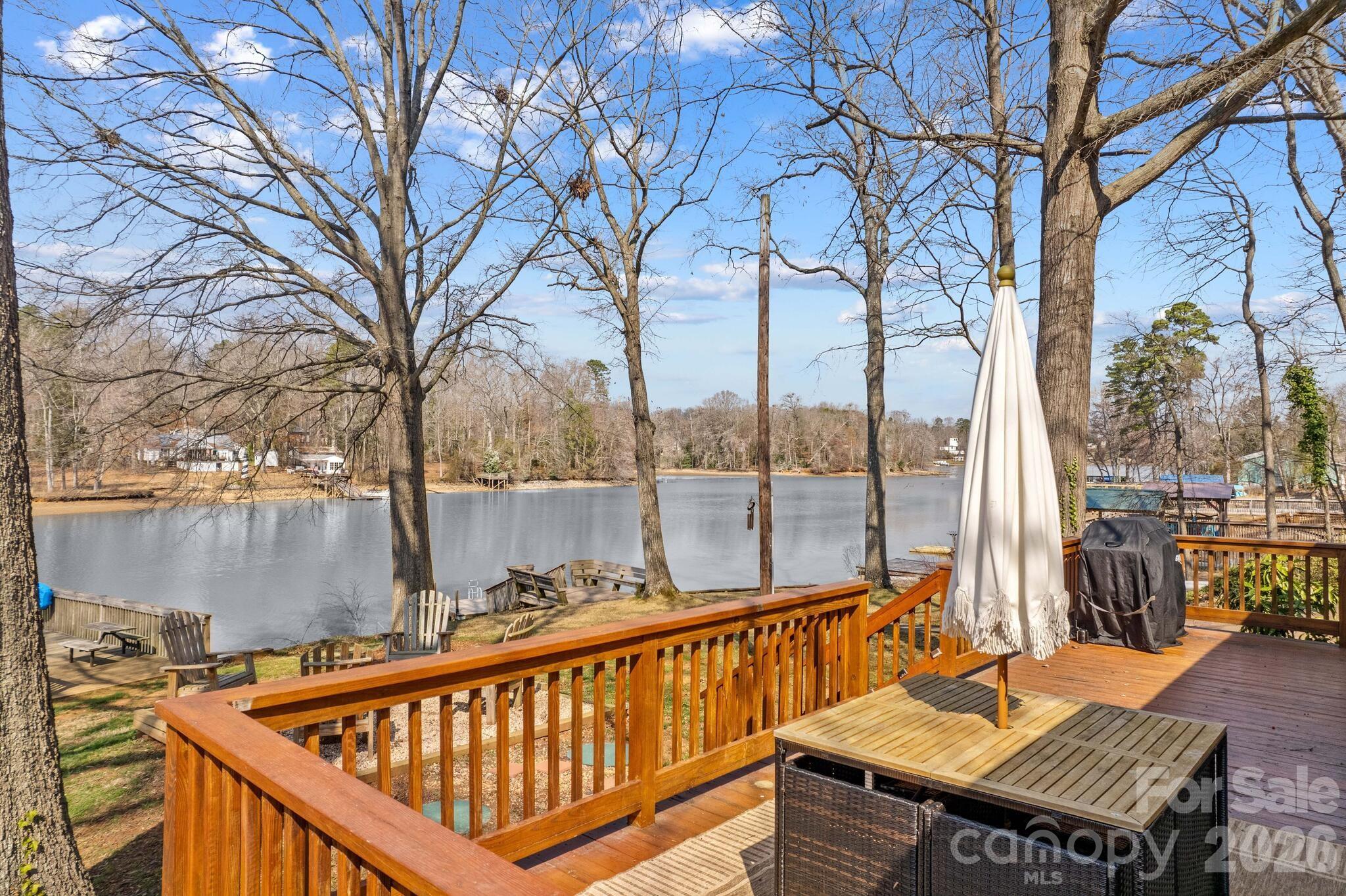 1331 Hickory Point Drive Property Photo 36
