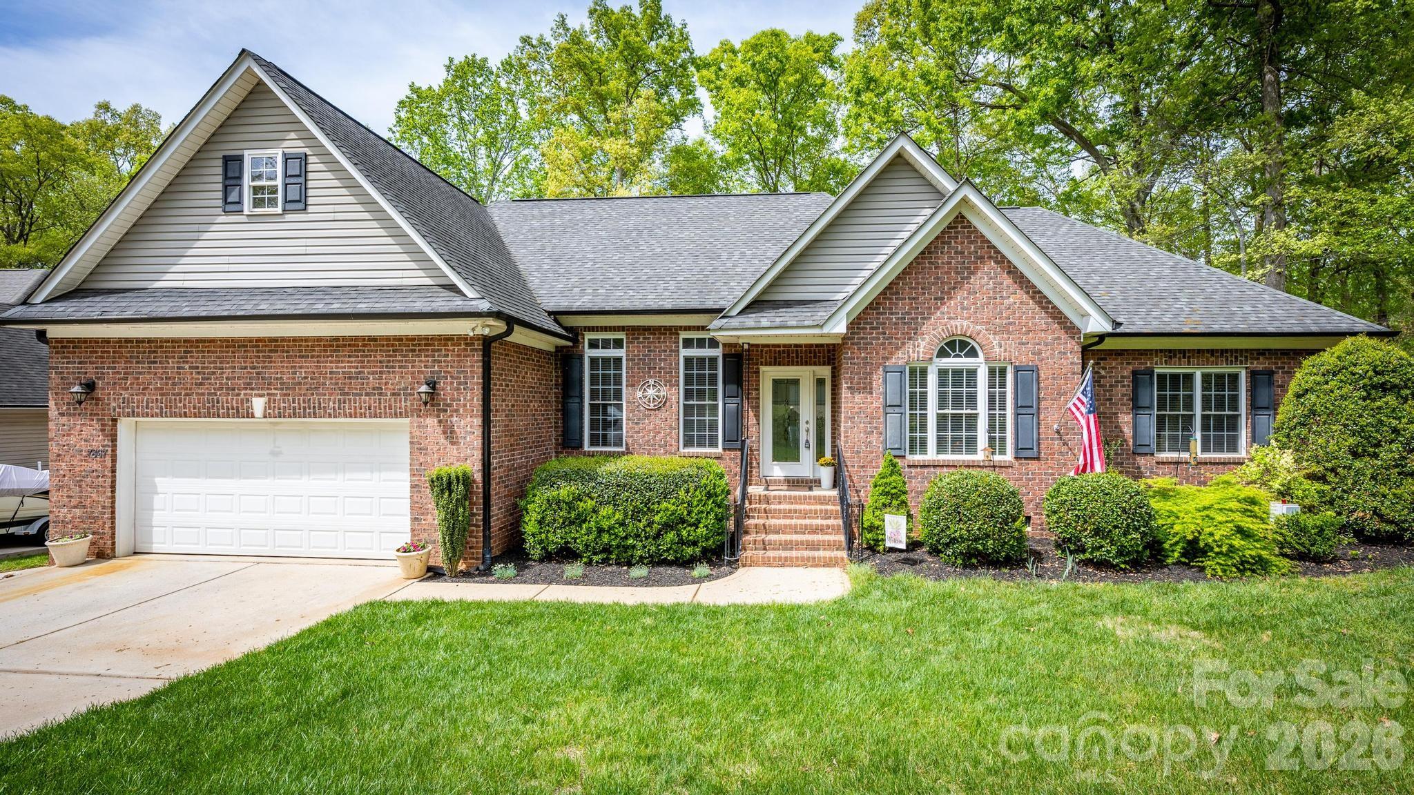 7867 Golf Course Drive Property Photo 2