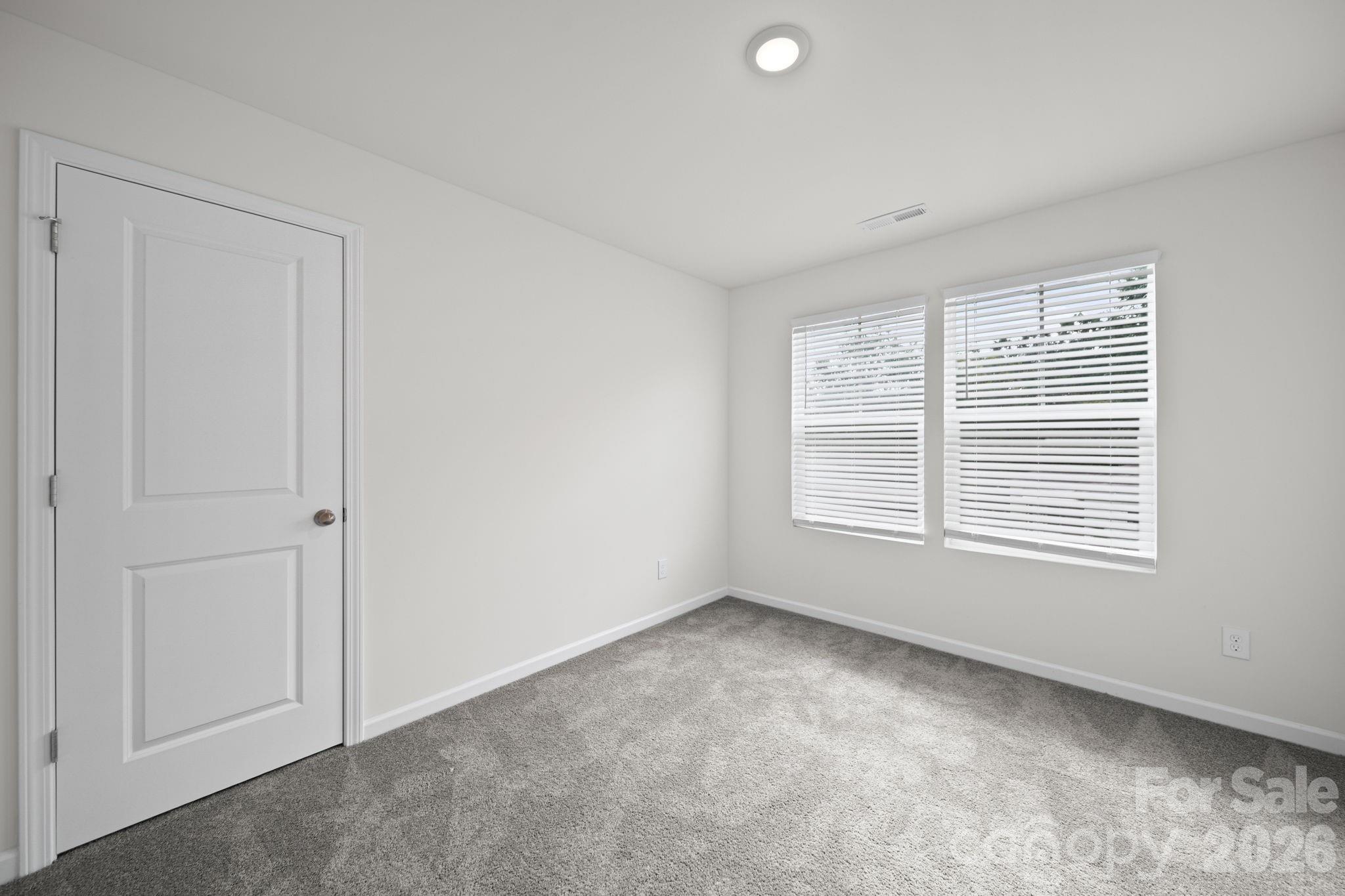 3305-3307 15th Avenue Property Photo 14